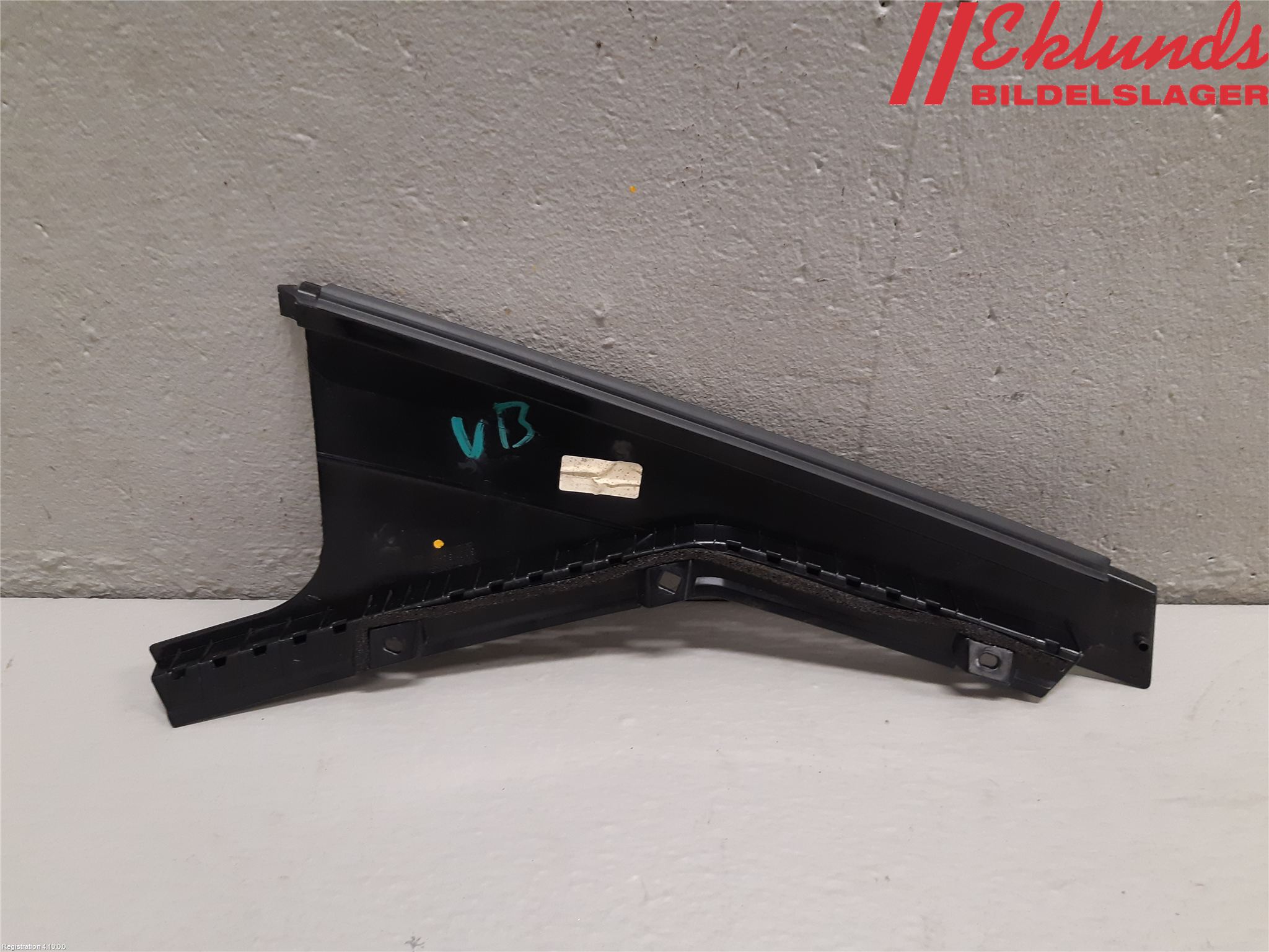 Volvo XC60 18- Dörr Dekorlist Bak Vä