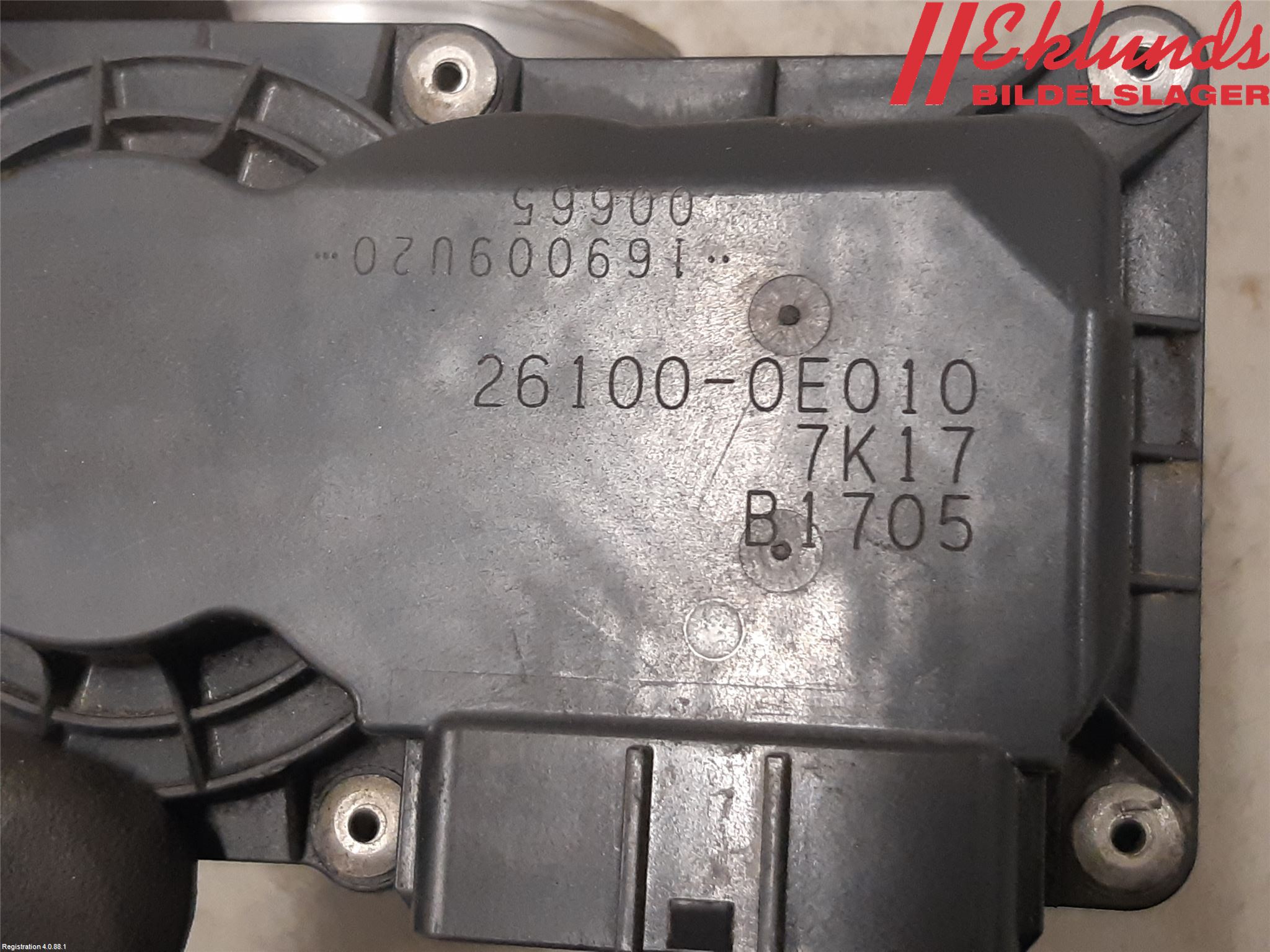 Toyota HILUX 16- Injspjällhus