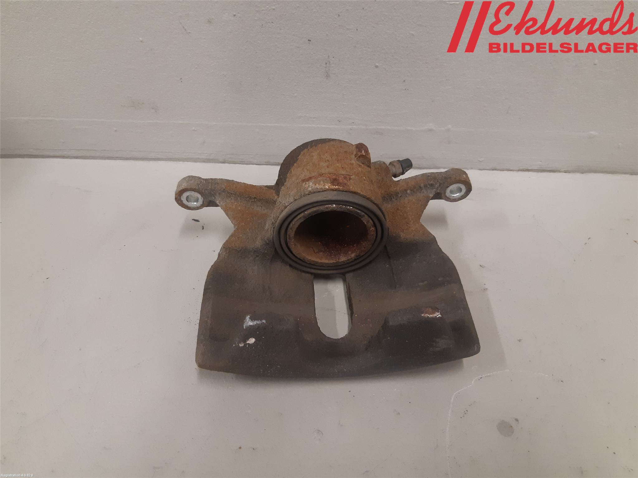 Volkswagen VW TOURAN 16- Bromsok Fram Höger