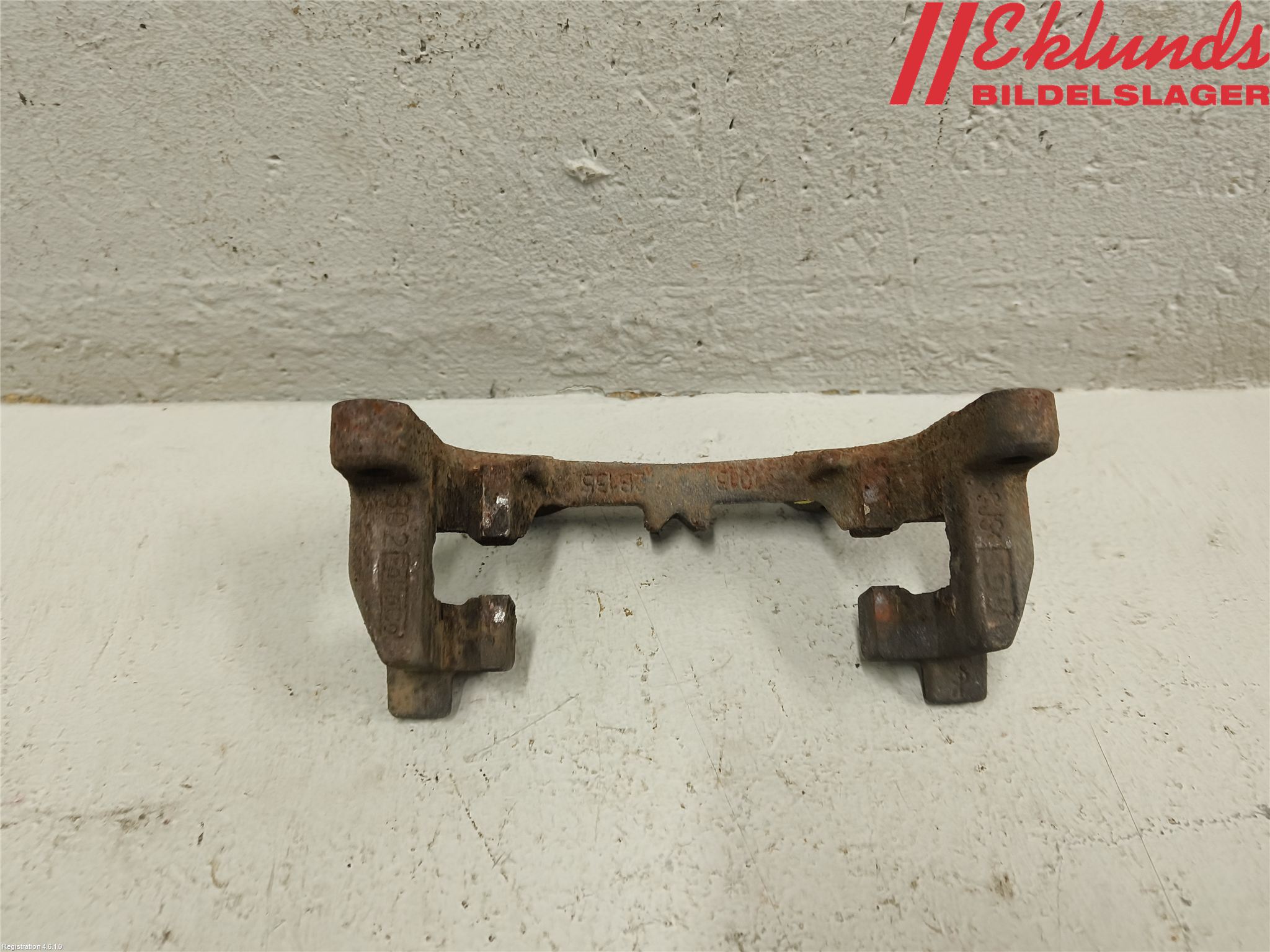 Ford MONDEO 15-22 Bromsokshållare