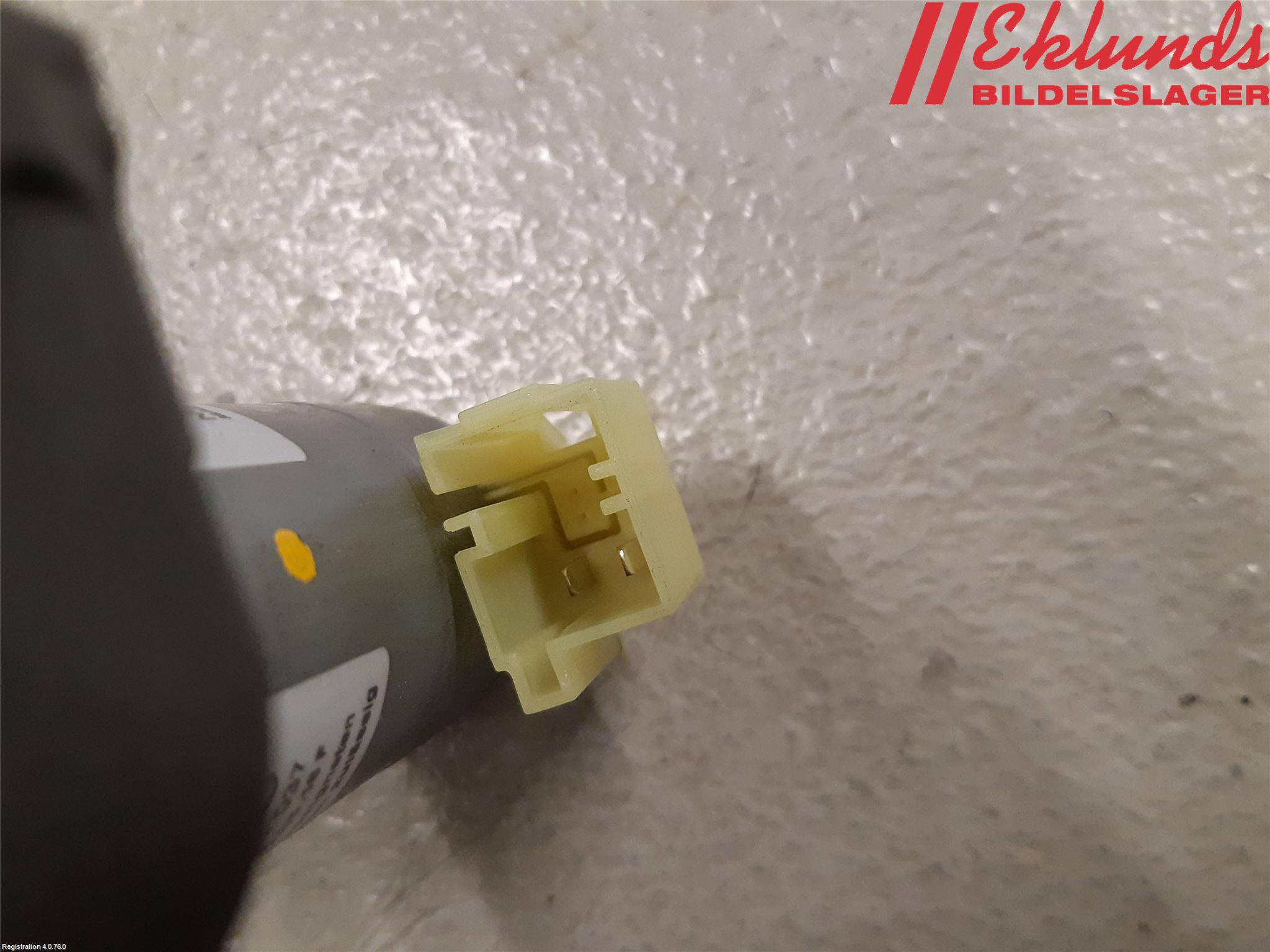 Audi A4/S4 B9 16-19 Bakluckeöppnare Automatisk