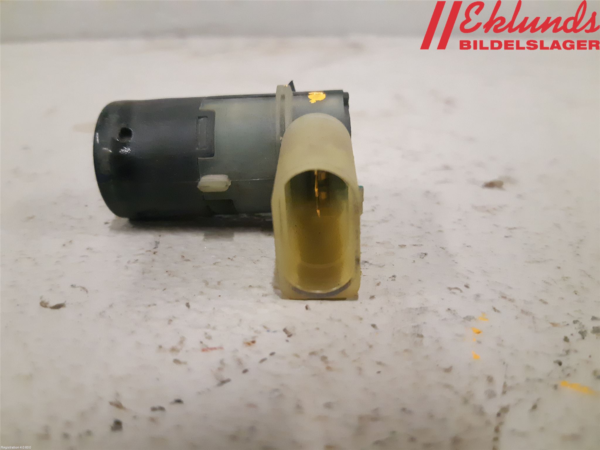 Audi A6/S6     05-11 Parkeringshjälp Frontsensor