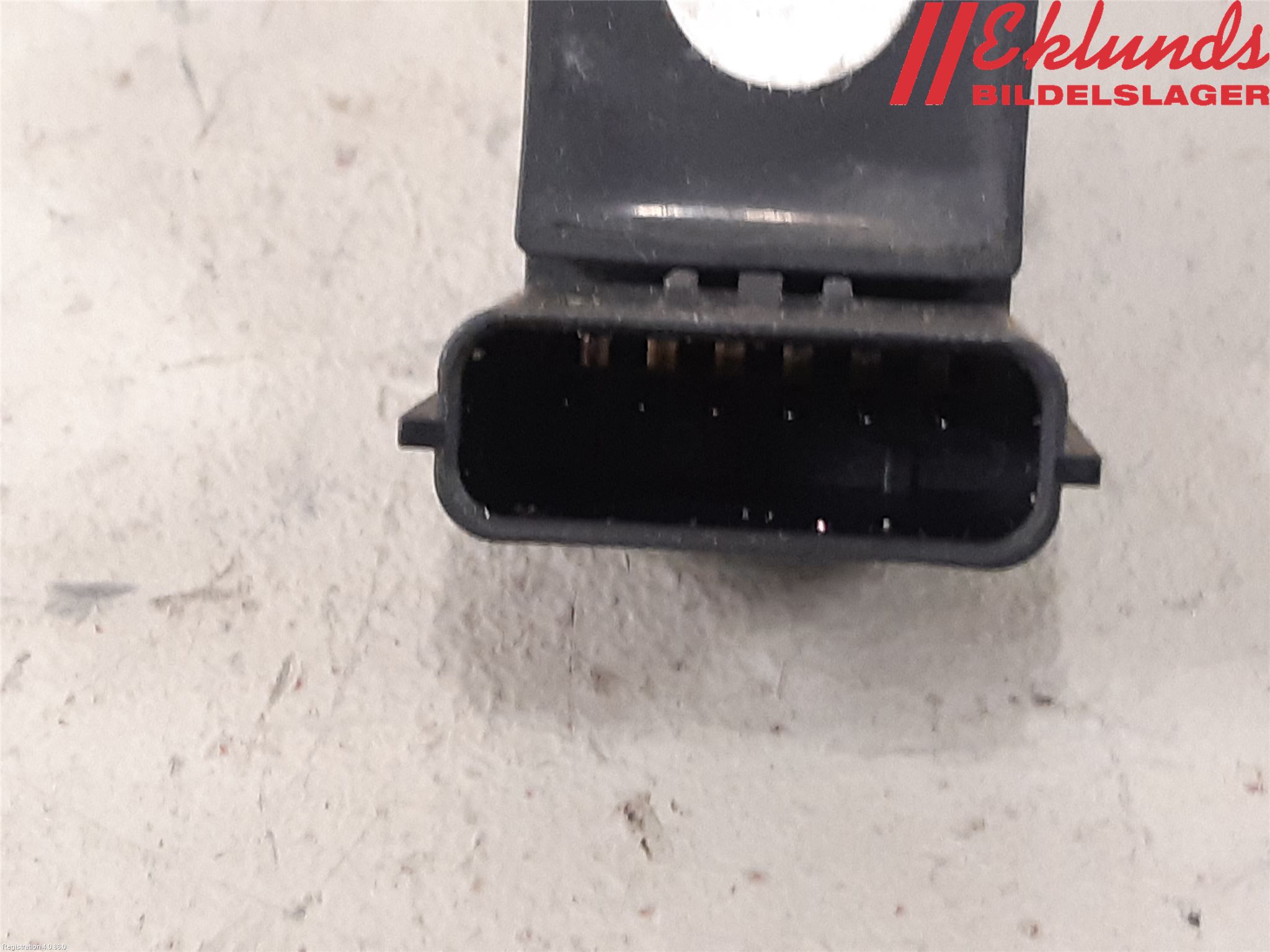 Kia OPTIMA 16-20 Parkeringshjälp Frontsensor