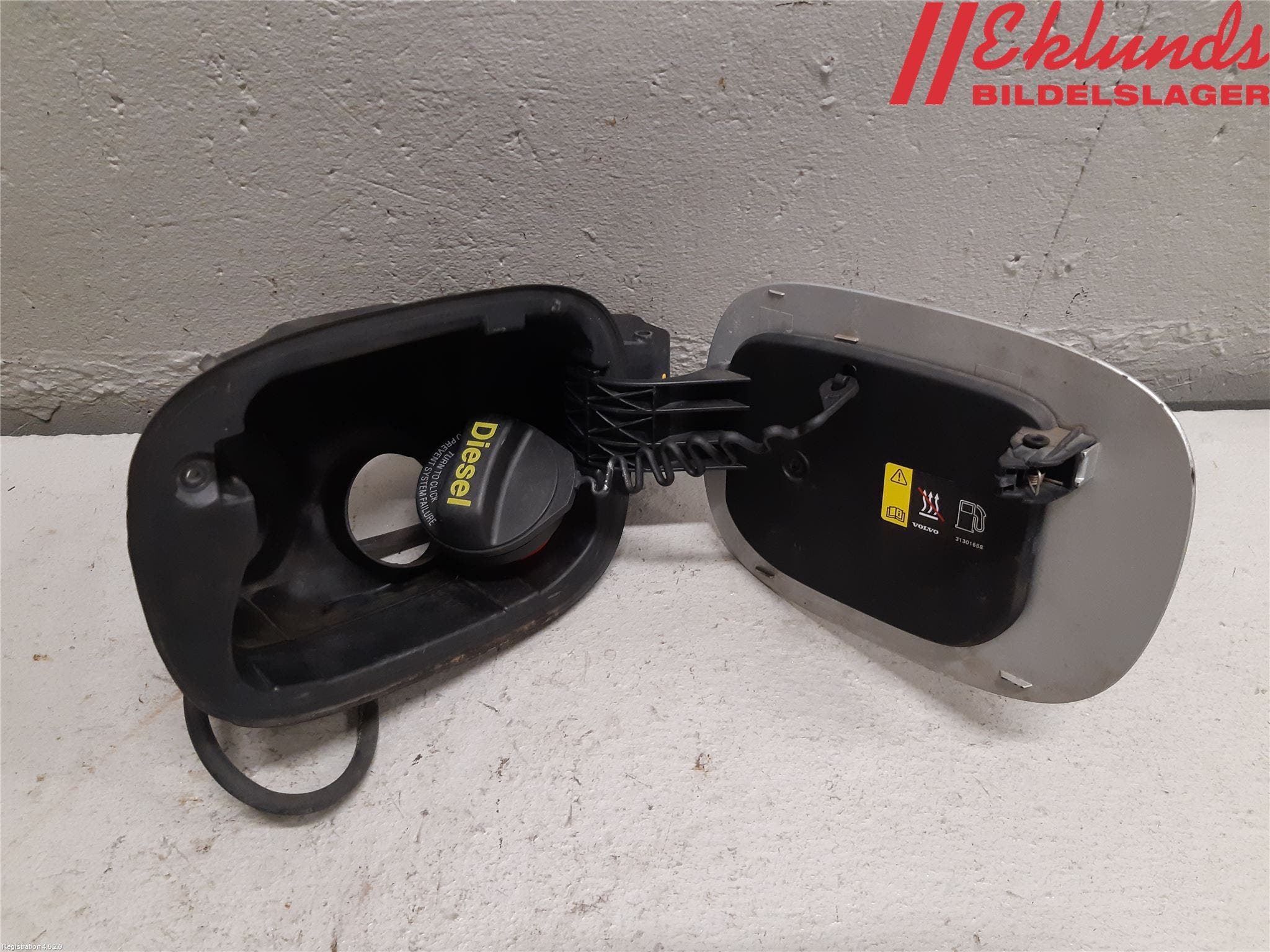 Volvo V70 14-16 Tanklucka