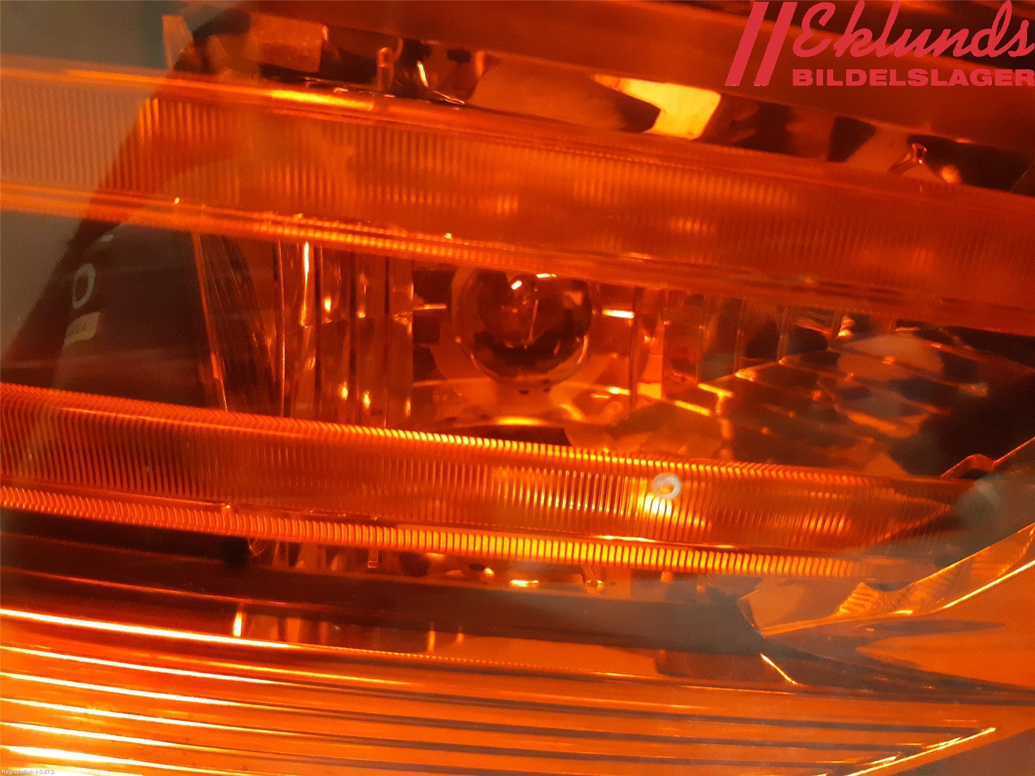 BMW X1 E84 10-15 Bakljus Lucka Vä