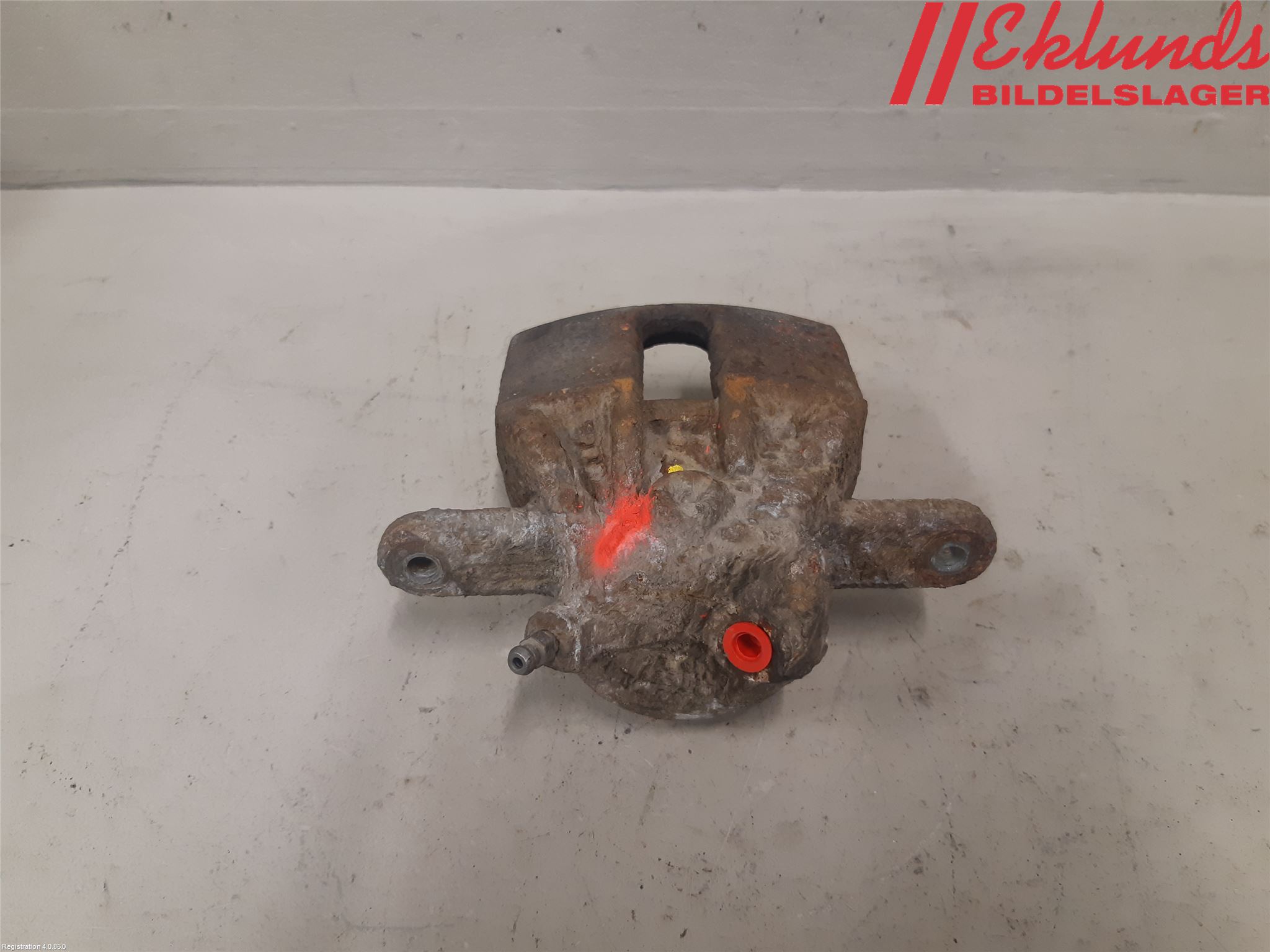 Renault CLIO III  09-12 Bromsok Fram Vänster