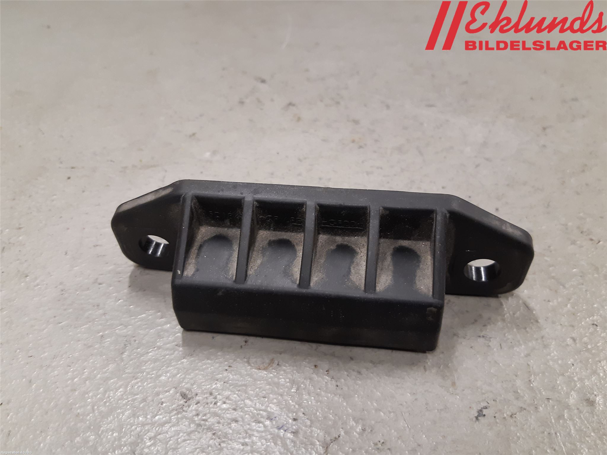 Toyota YARIS XP130 15-20 Bakluckehandtag