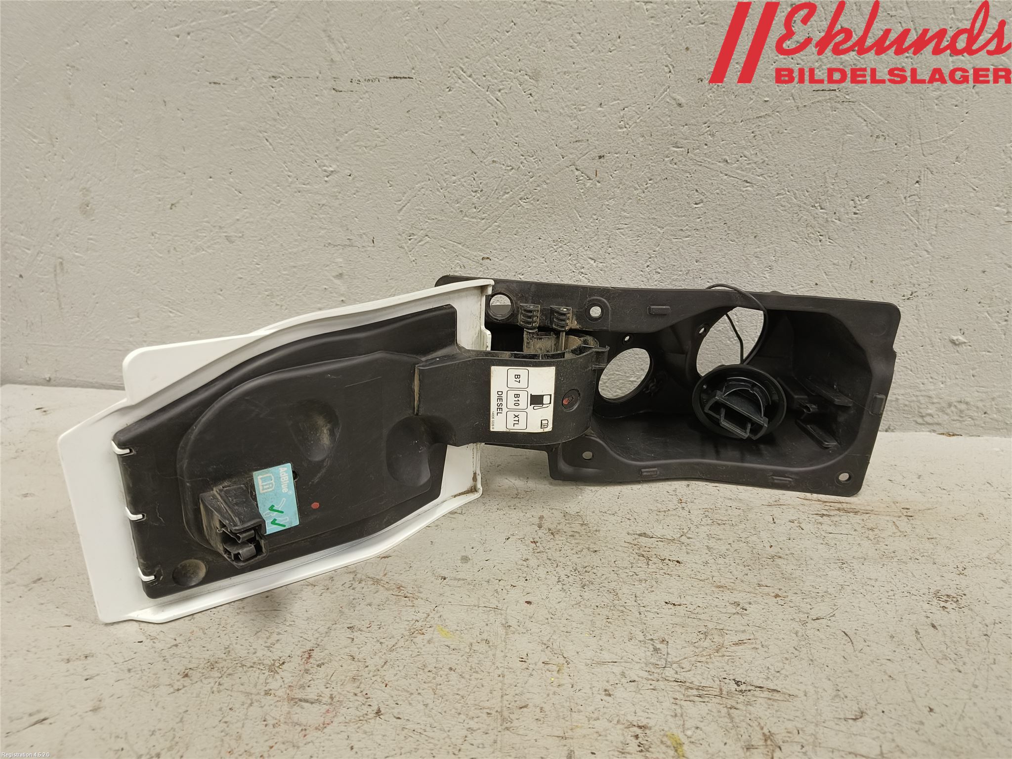 Renault TRAFIC/E-TECH 15- Tanklucka