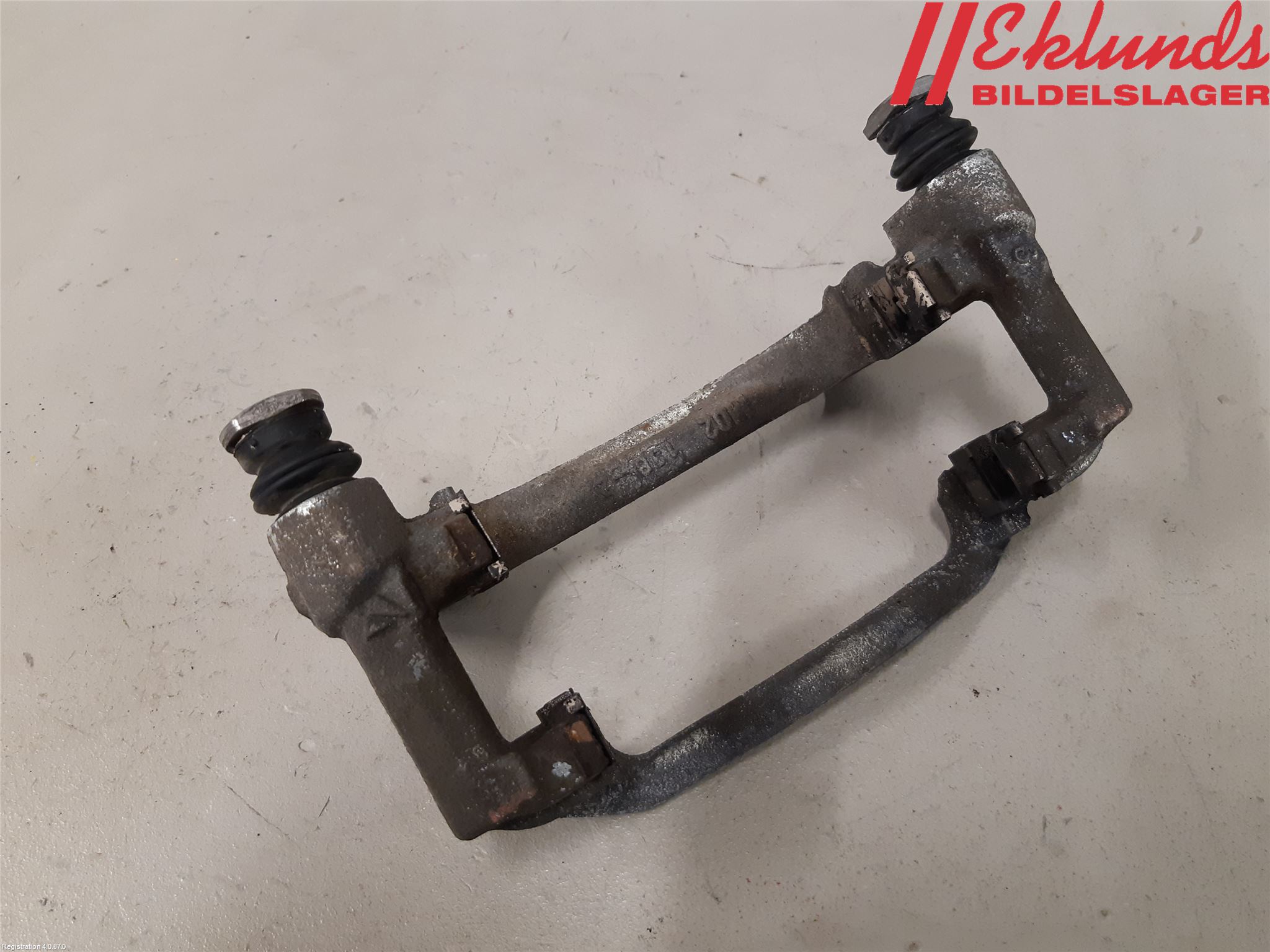 Toyota COROLLA 19- Bromsokshållare