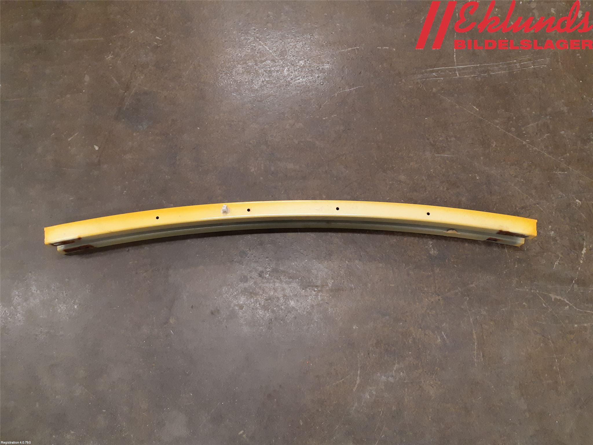 Nissan JUKE 14-19 Stötfångarbalk Bak