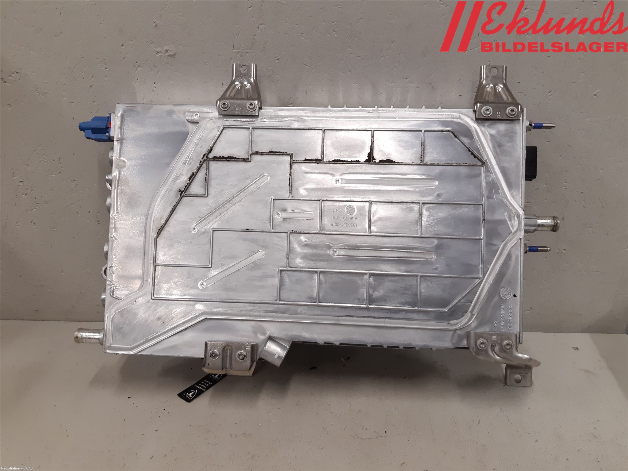 Tesla MODEL S 13- Batteriladdare Högspänning