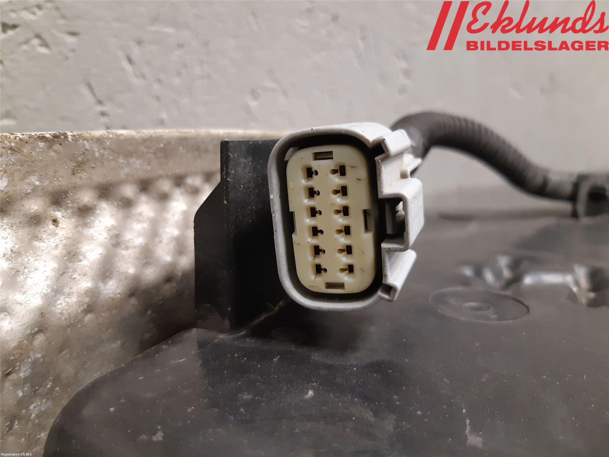 Ford TRANSIT/TOURNEO CUSTOM 13-24 Adblue Tank