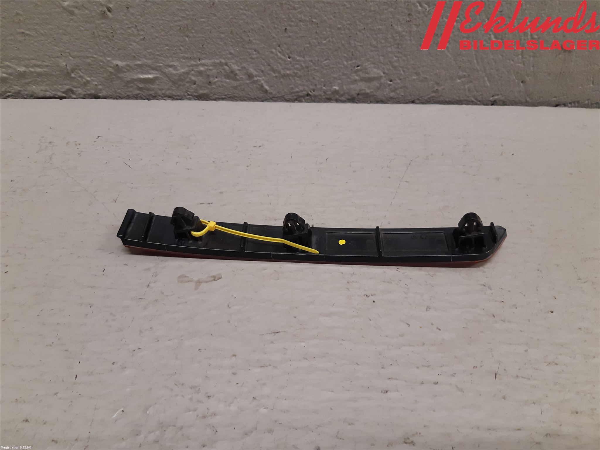 Volkswagen VW TIGUAN 16-24 Dimljus/Reflex Bak