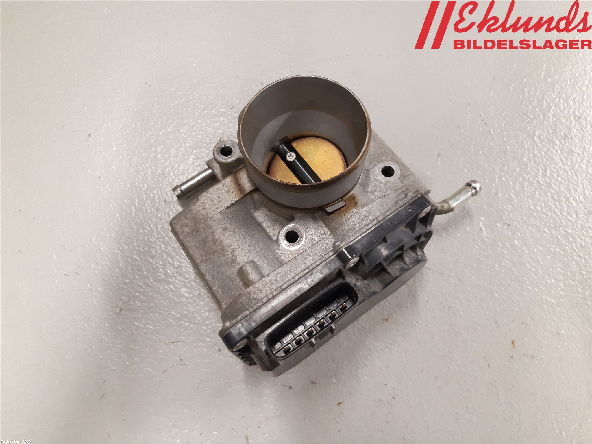 Mazda 2 (DE) 08-15 Injspjällhus