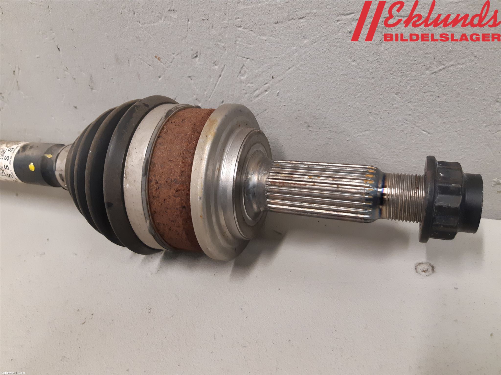 Toyota YARIS XP21 20- Drivaxel Fram Höger