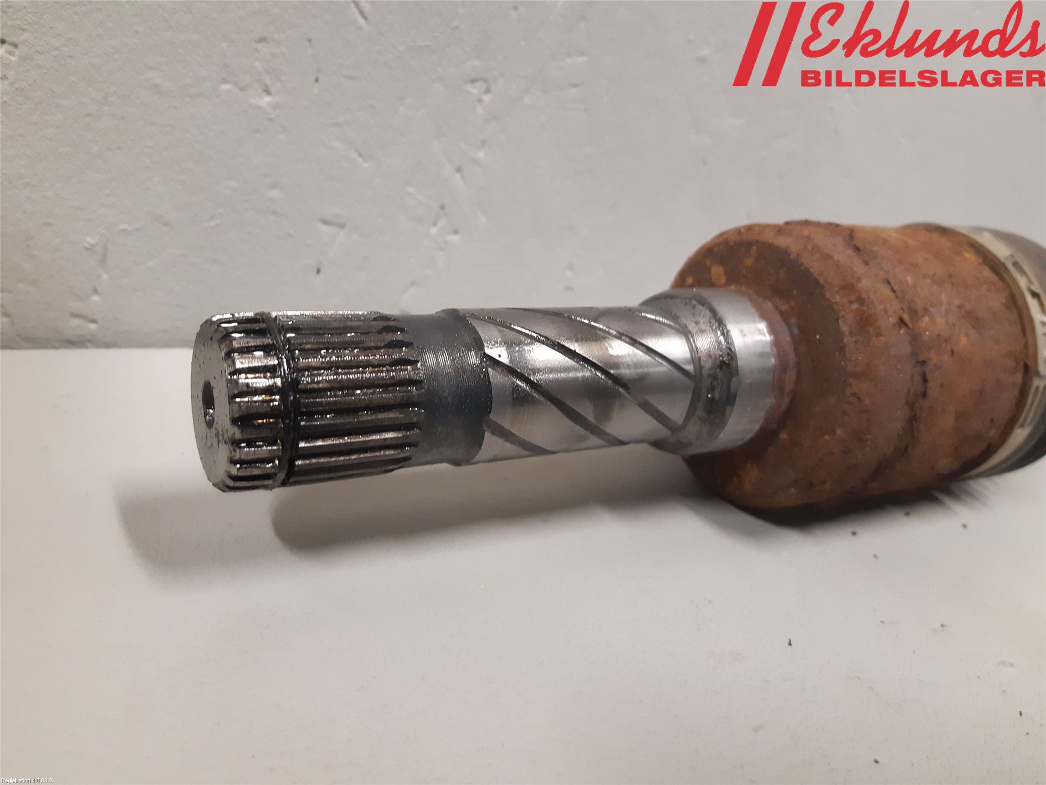 Ford KUGA 13-16 Drivaxel Bak Vä-Hö