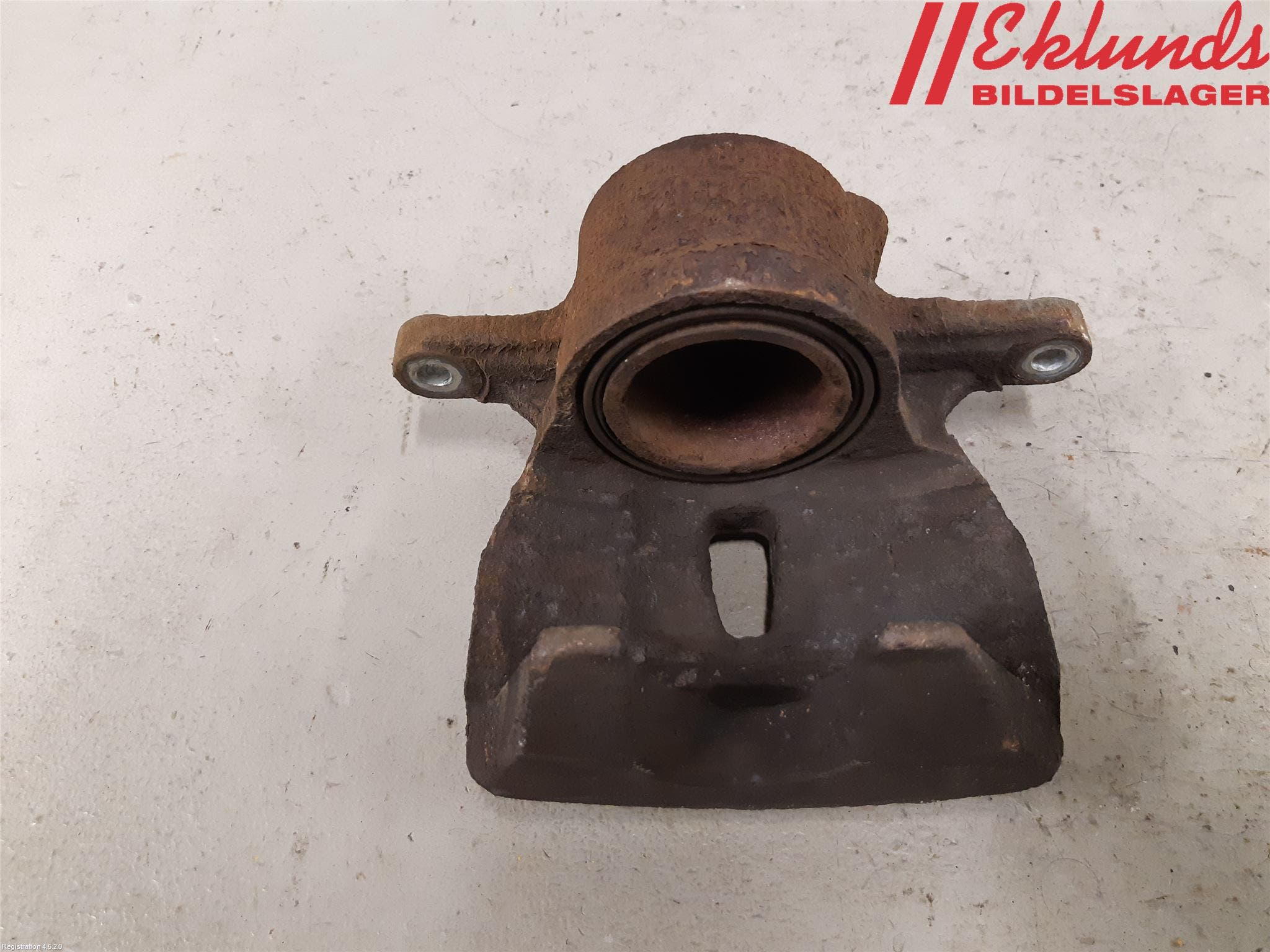 Toyota VERSO-S 11-16 Bromsok Fram Höger