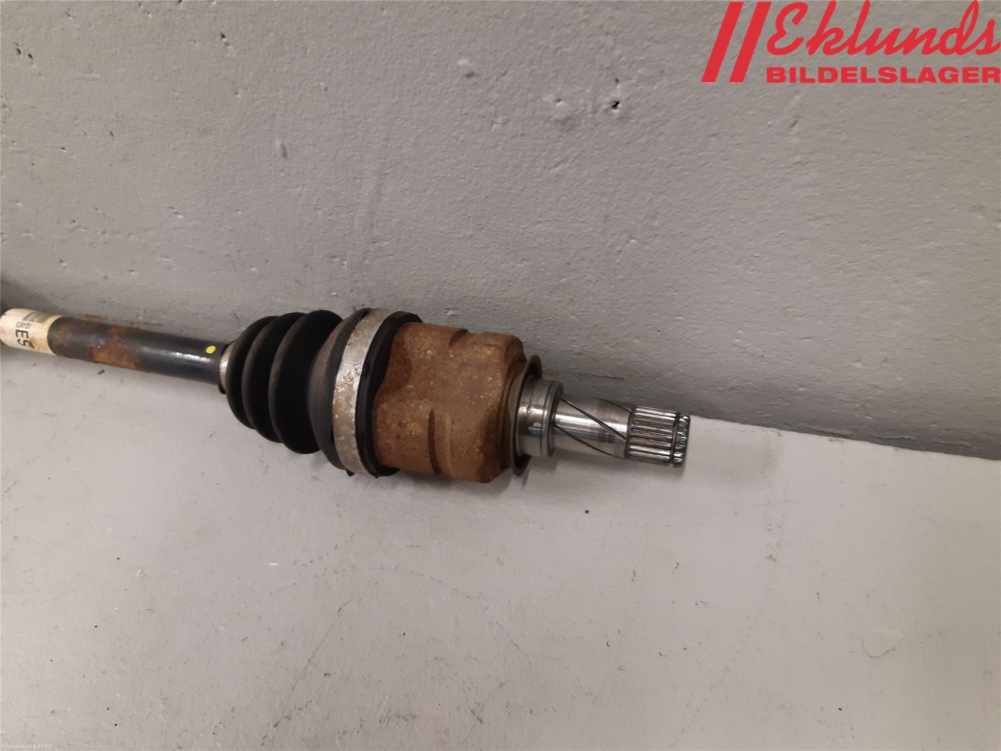 Opel CORSA D 07-14 Drivaxel Fram Vänster