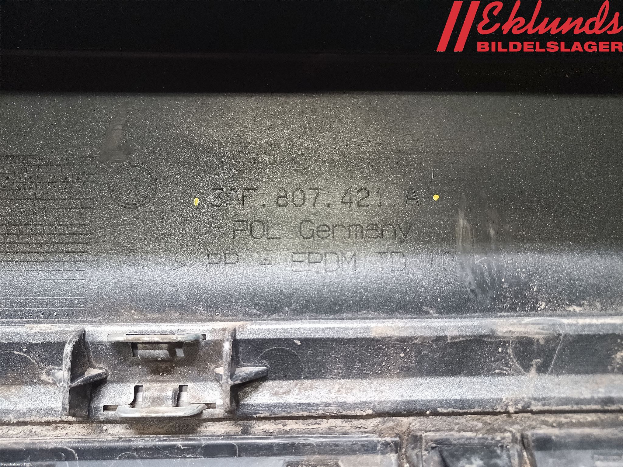 Volkswagen VW PASSAT 11-14 Stötfångarbeklädnad Bak