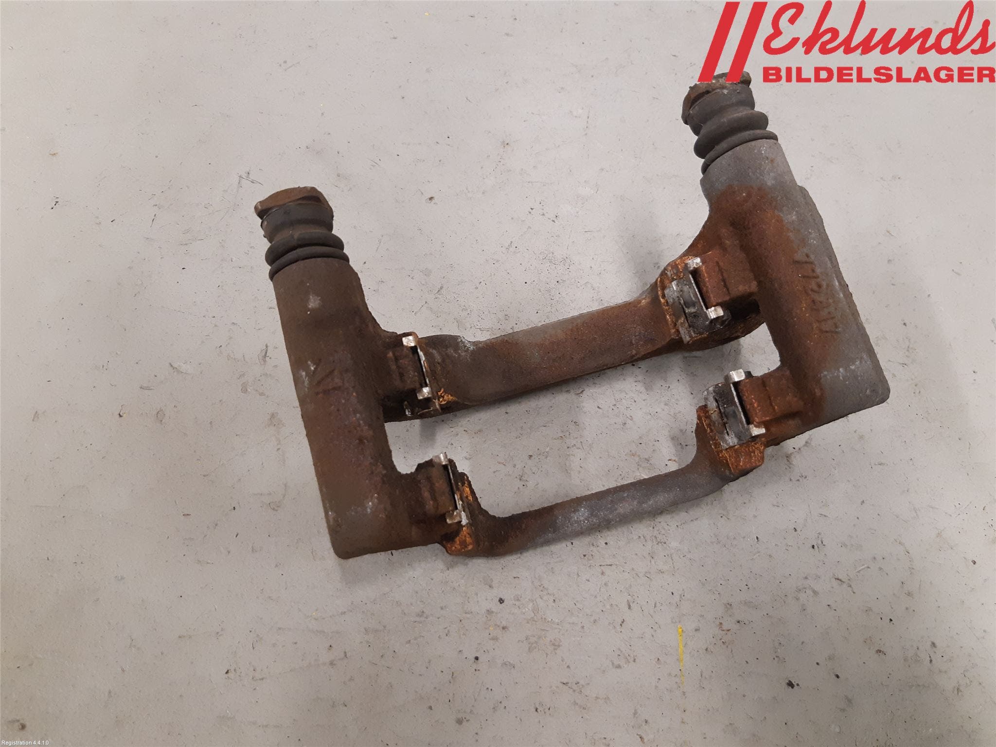 Peugeot 2008/E-2008 20- Bromsokshållare