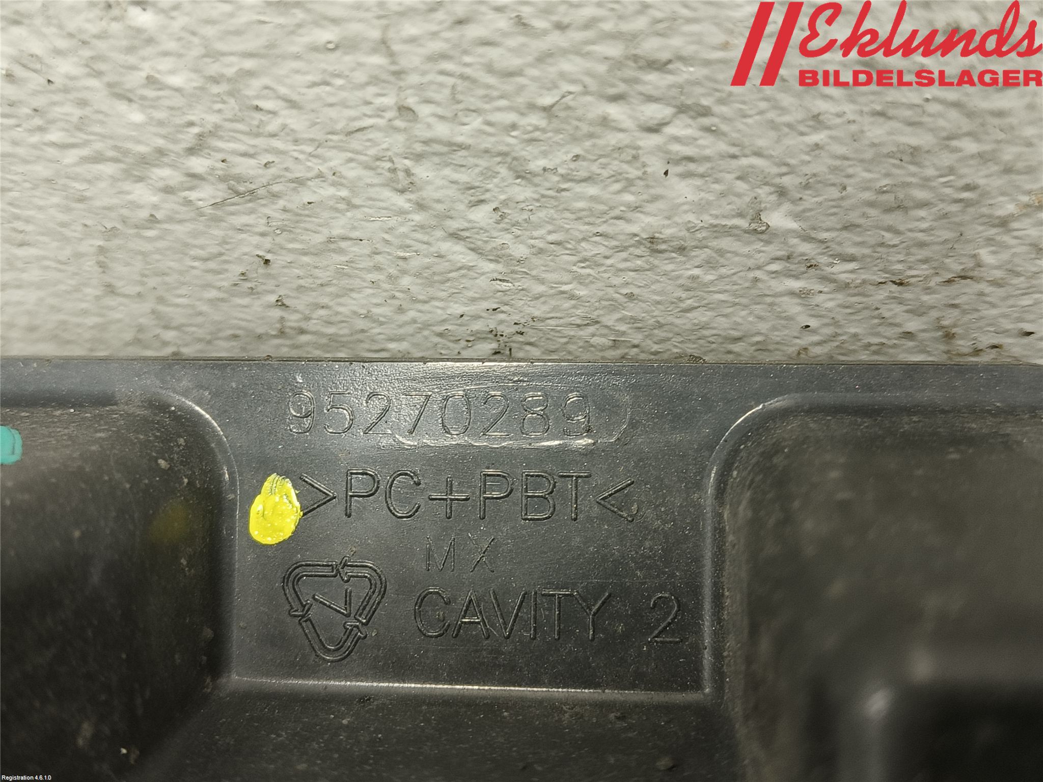 Opel MOKKA 13-20 Stötfångarfäste Bak Vä