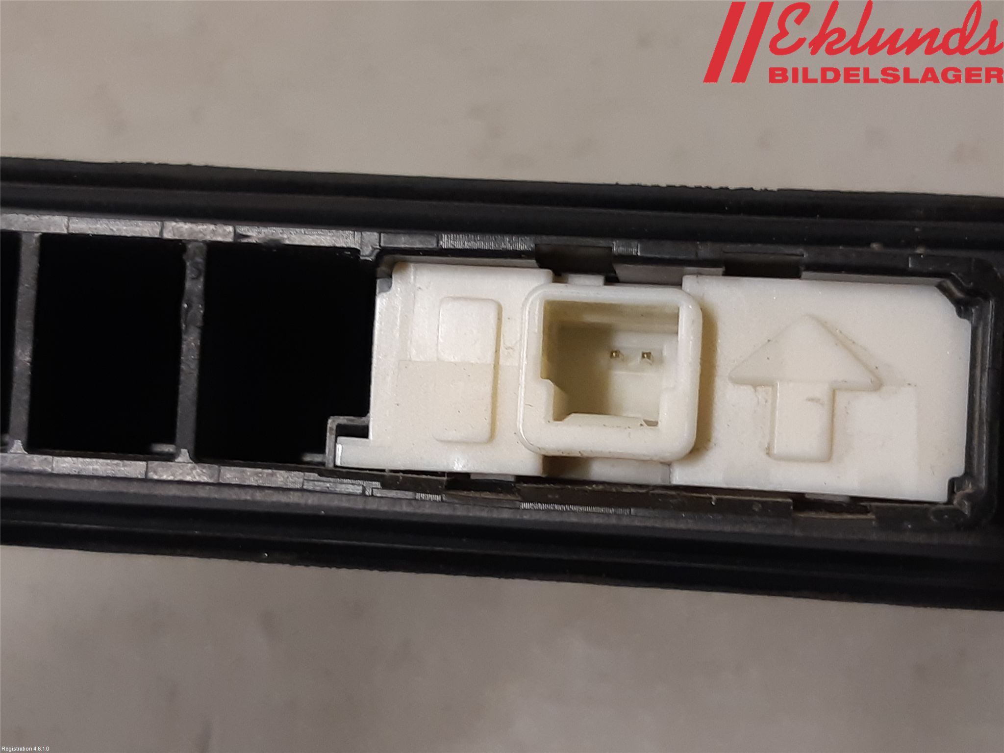 Toyota AVENSIS 09-15 Bakluckehandtag
