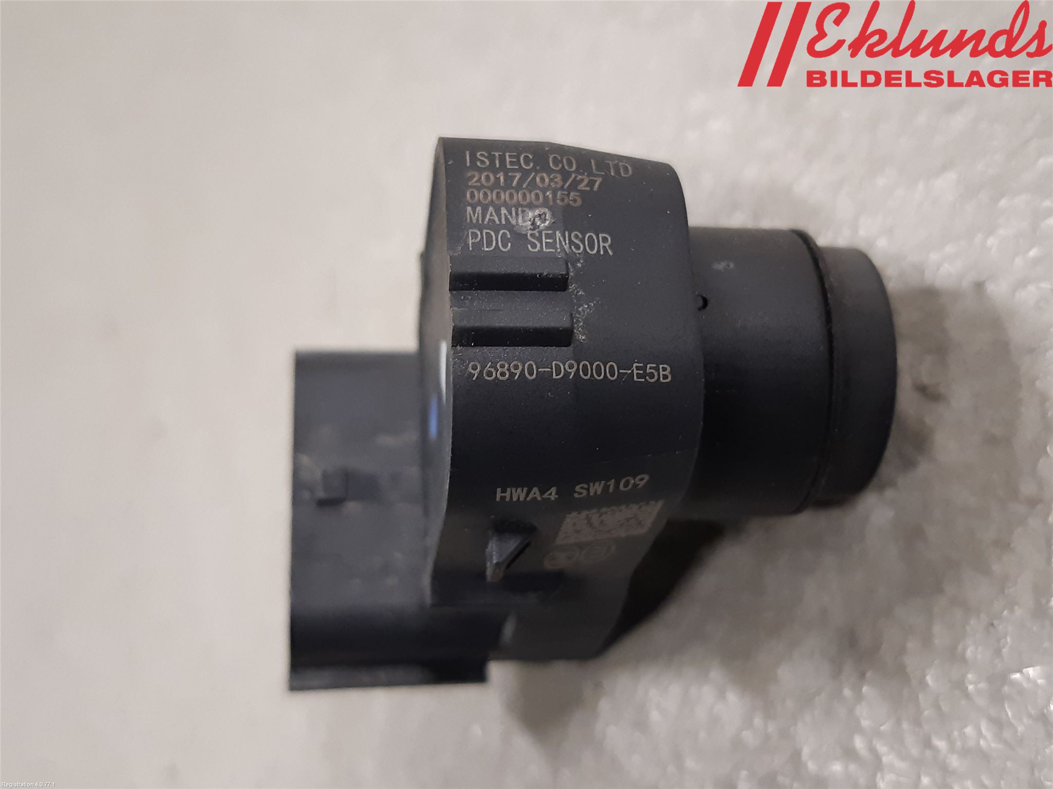 Kia SPORTAGE (QL) 16-21 Parkeringshjälp Frontsensor