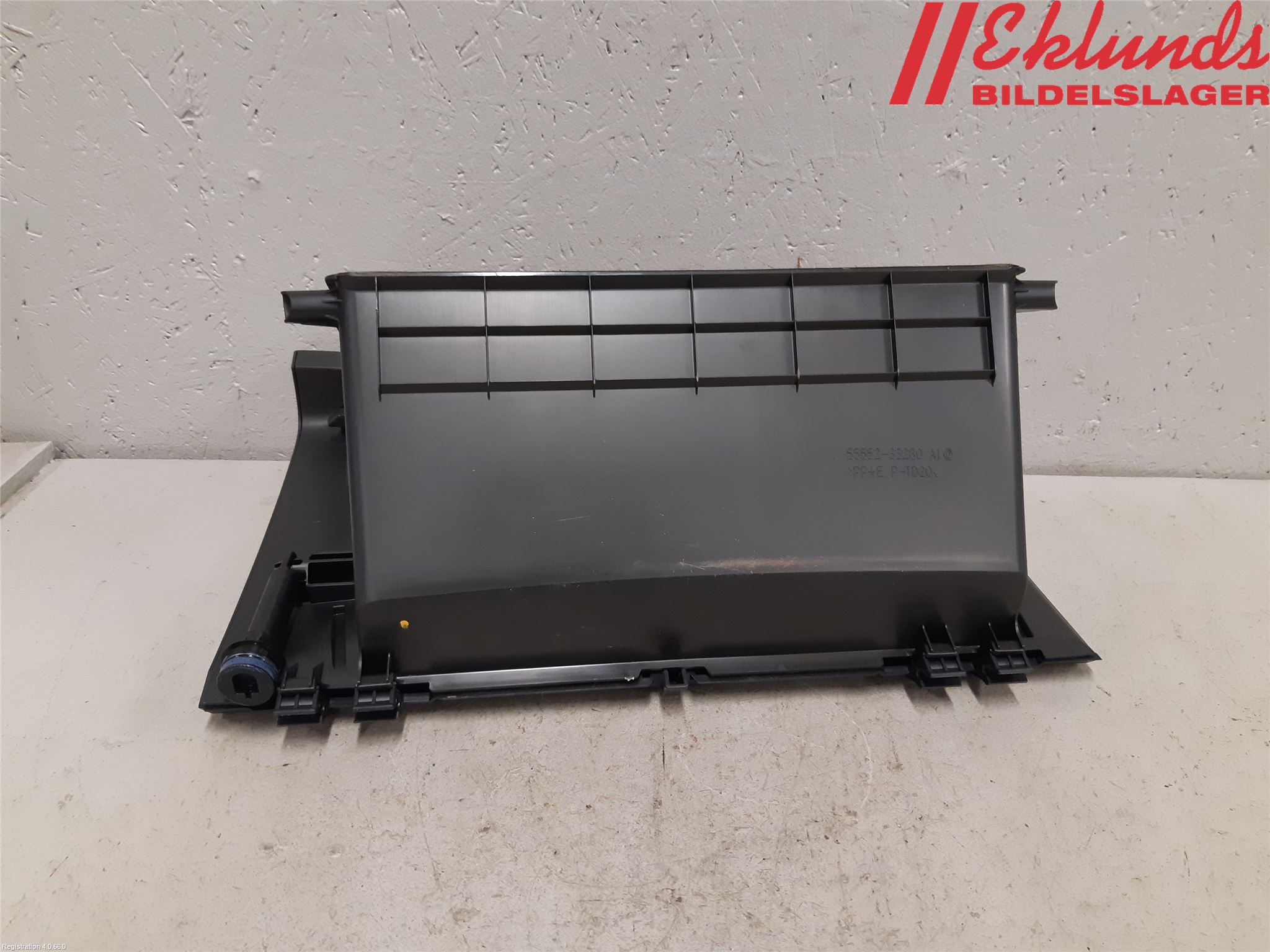 Toyota CAMRY 19-24 Handskfack