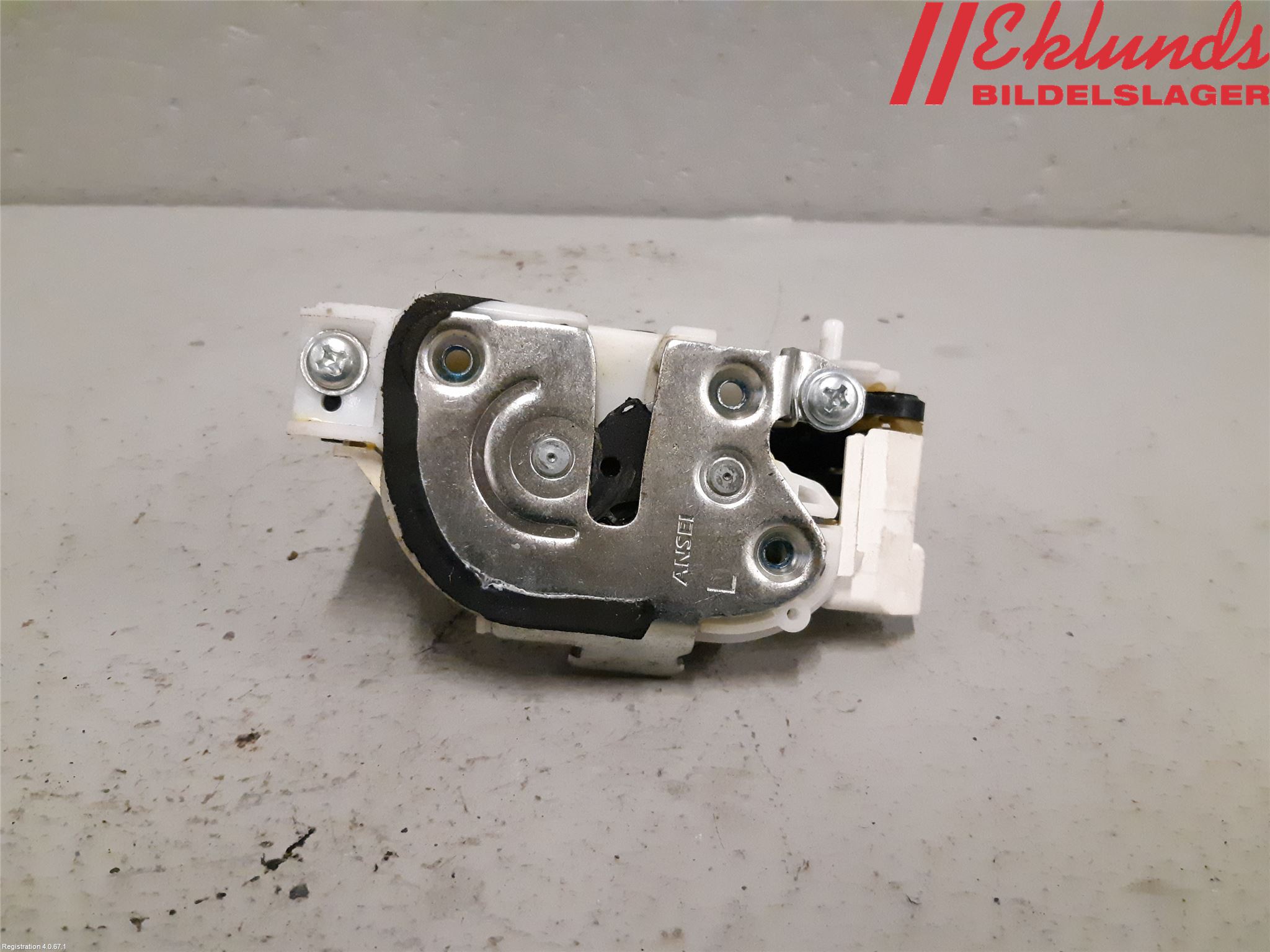 Mitsubishi OUTLANDER 07-12 Låskista-Dörrlås