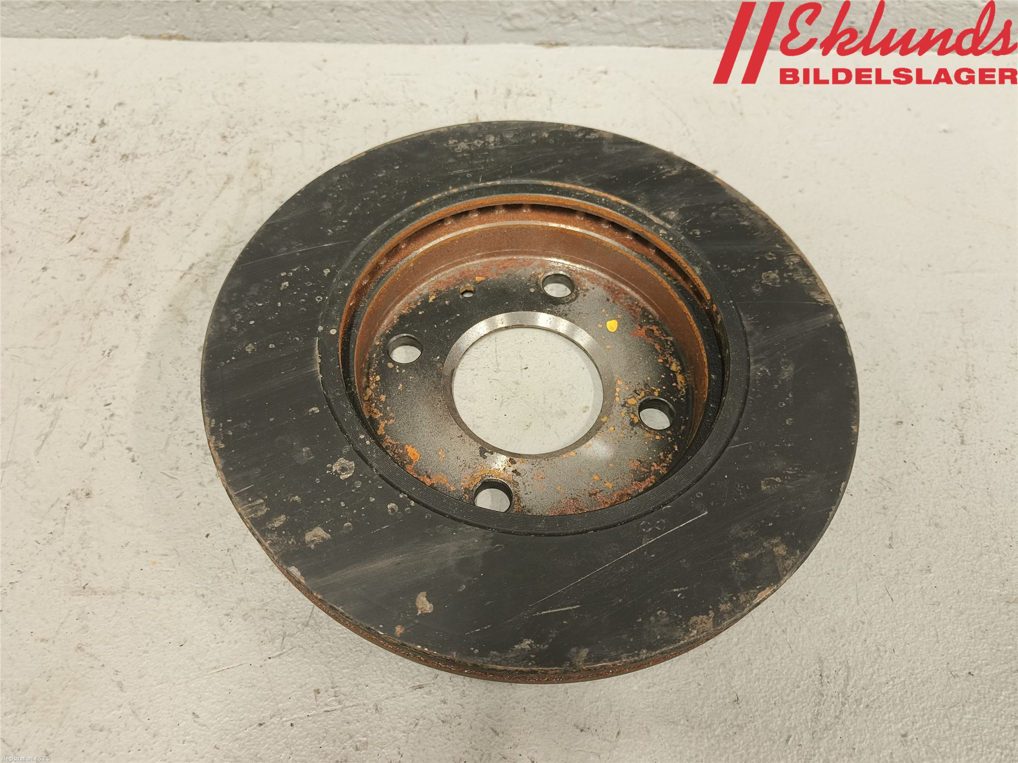 Ford FIESTA     00-01 Bromsskiva Fram