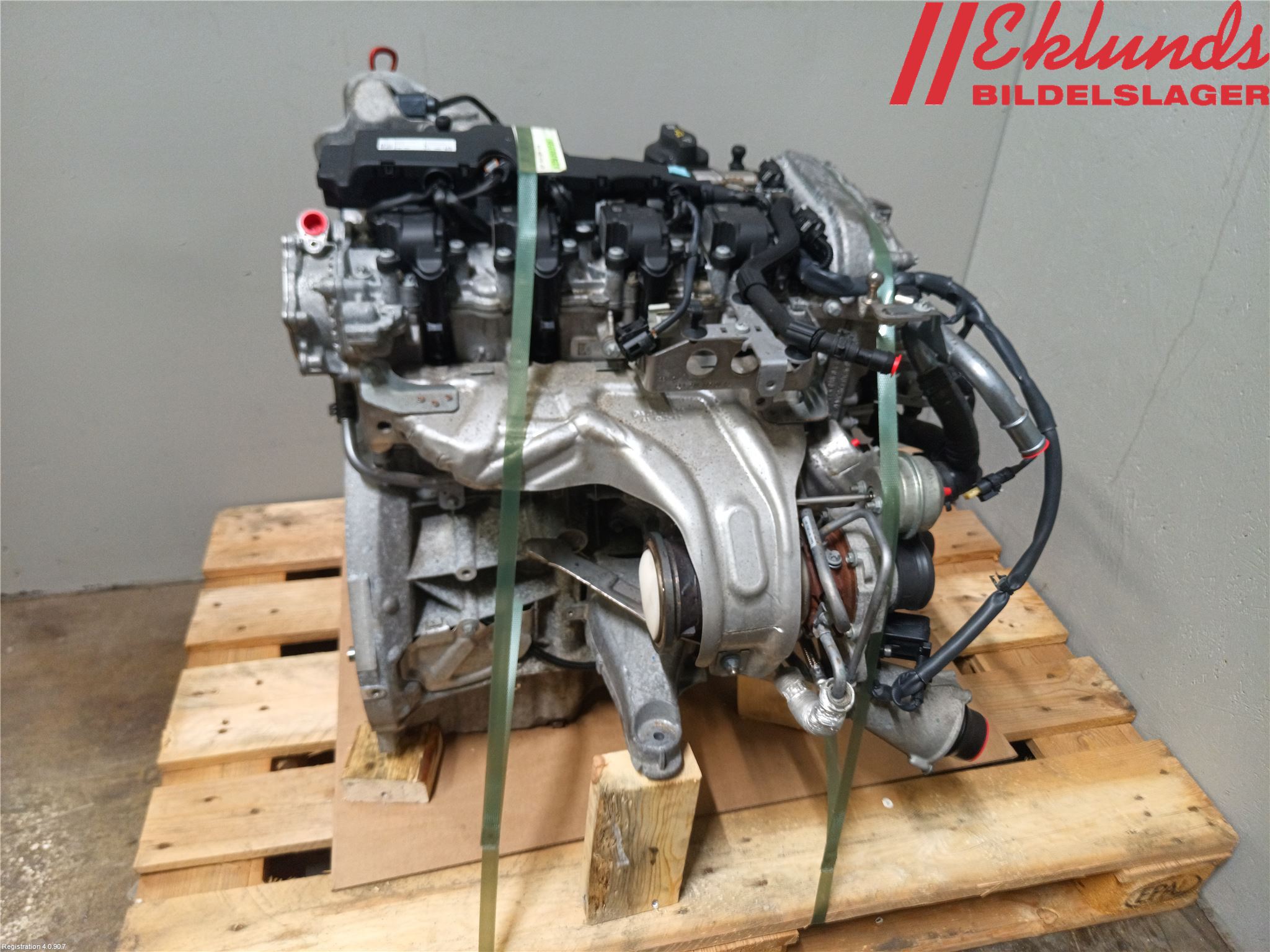Mercedes-Benz MB C-KLASS (W204) 07-15 Motor Bensin