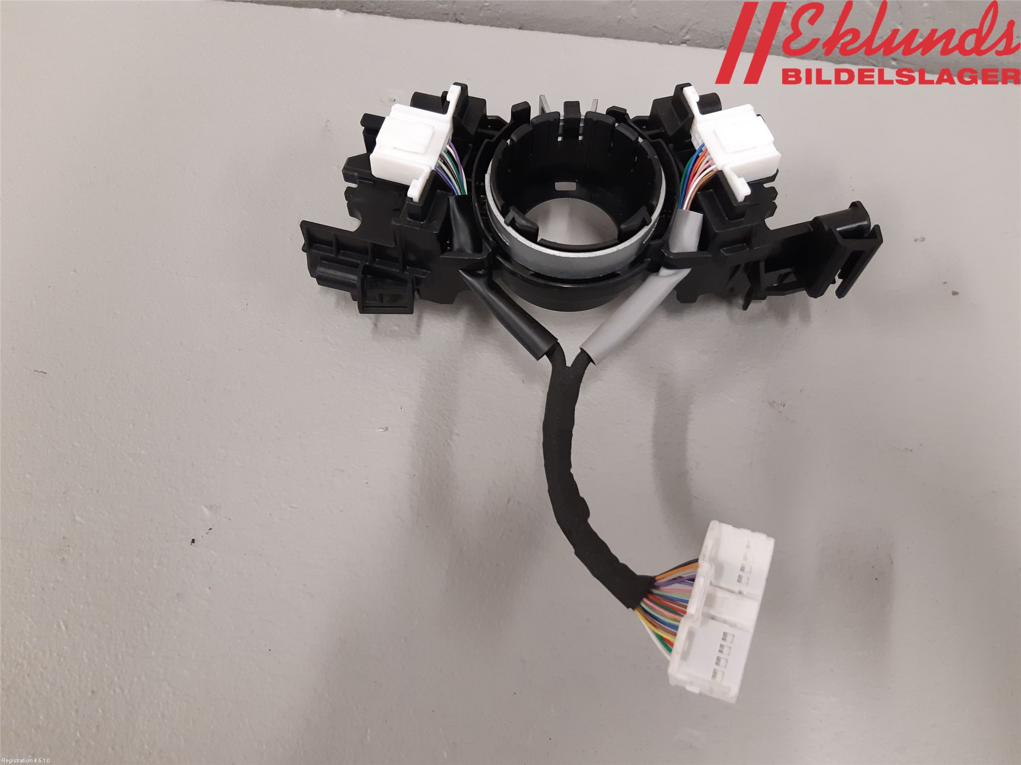 Toyota COROLLA 19- Spakcentral