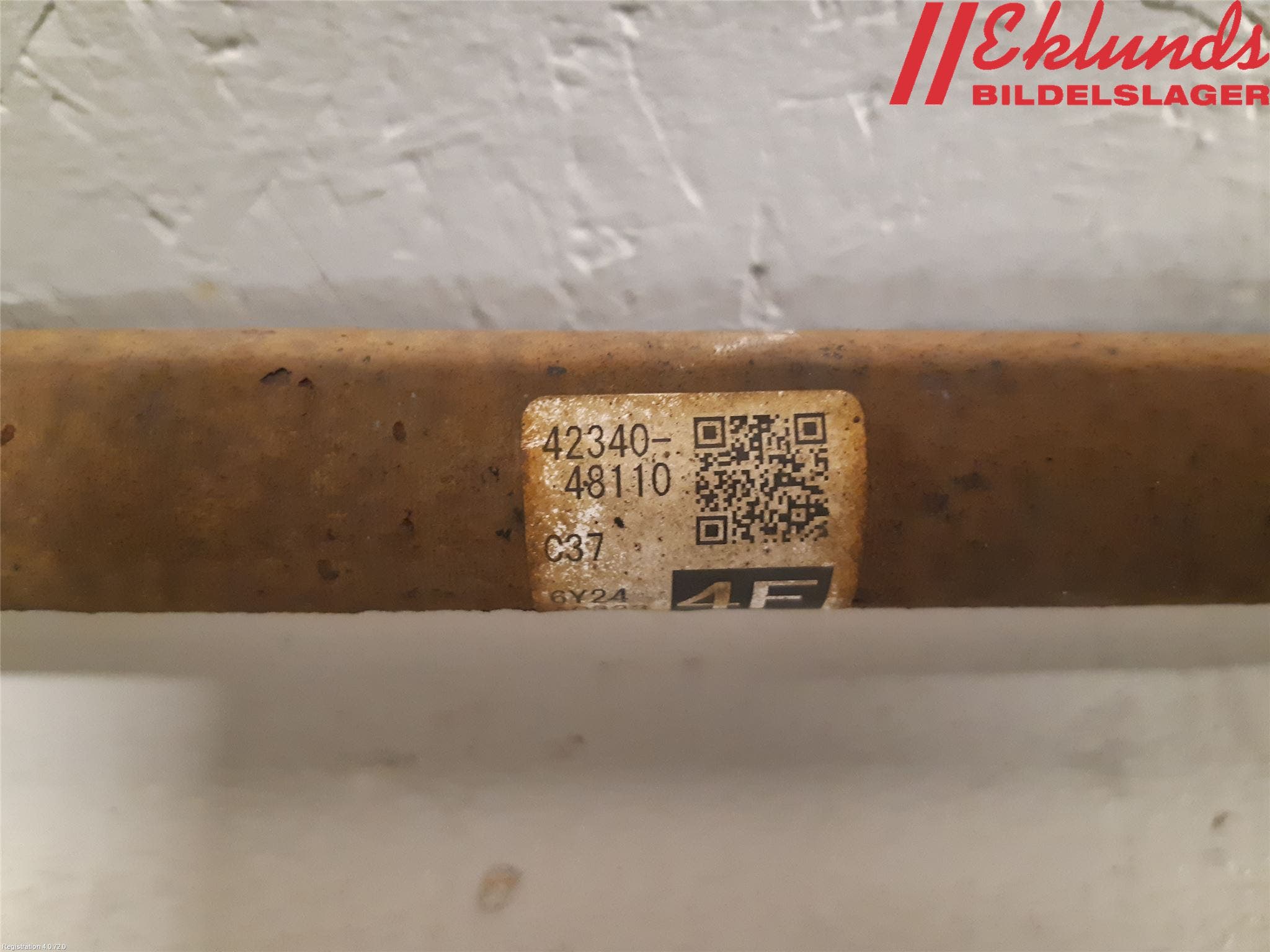 Toyota RAV4 13-18 Drivaxel Bak Höger