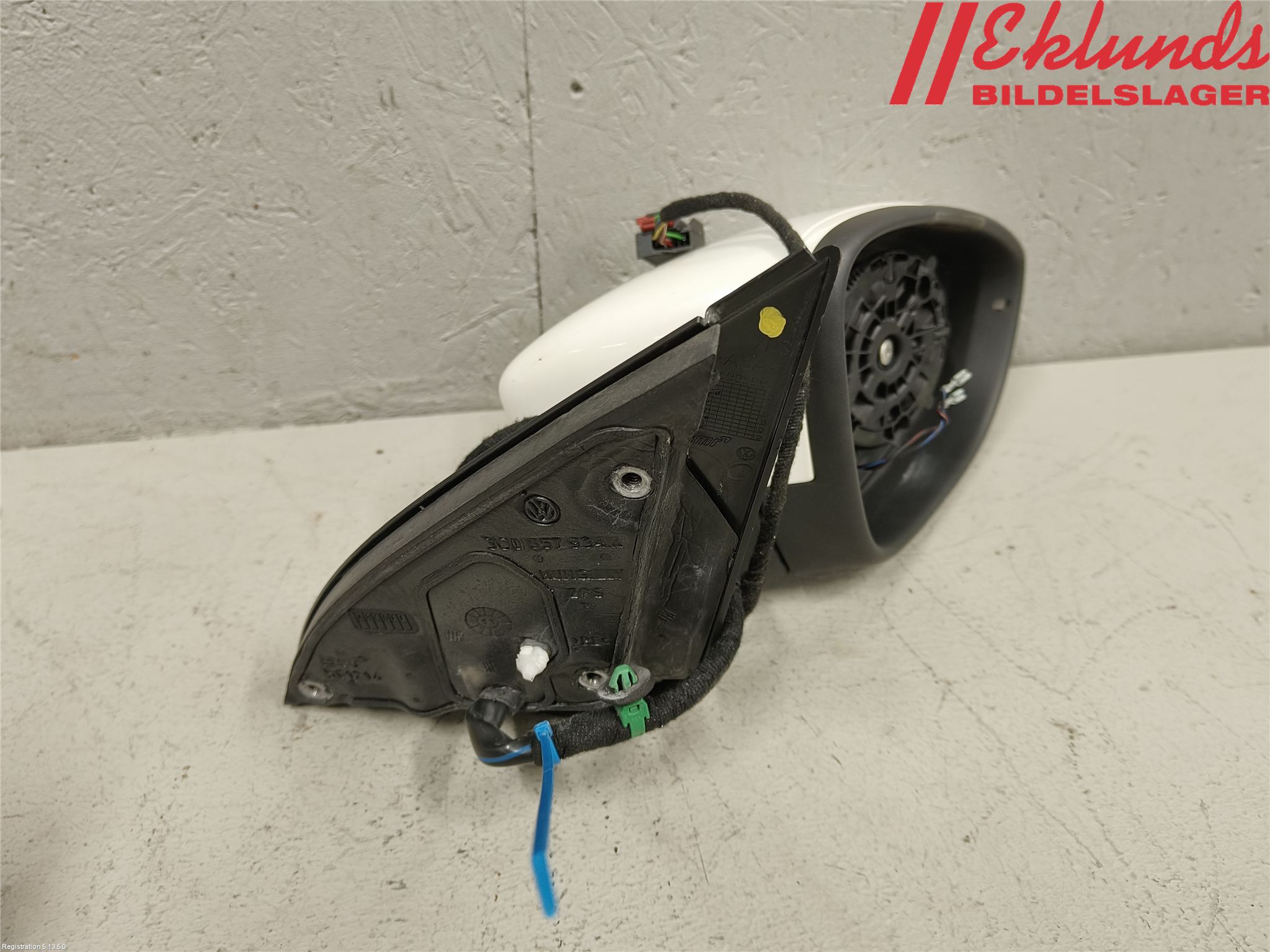 Volkswagen VW PASSAT 11-14 Spegel Yttre El Hö