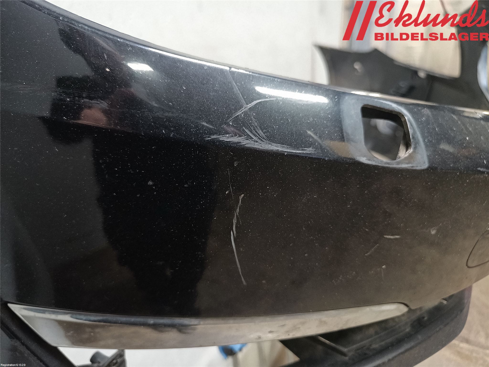 Volvo V70 14-16 Stötfångarbeklädnad Fram
