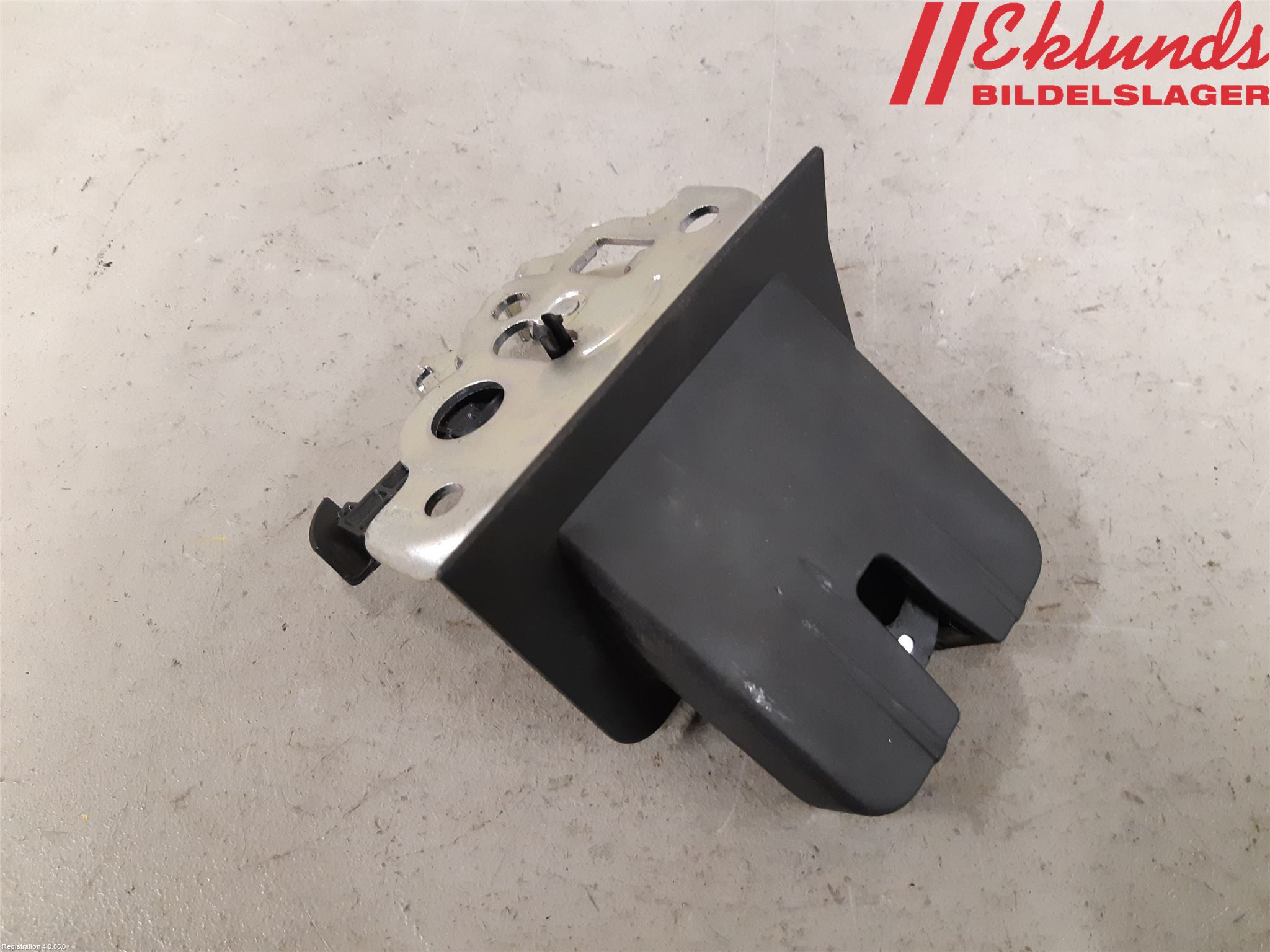 Audi A3/S3 05-13 Låskista Baklucka