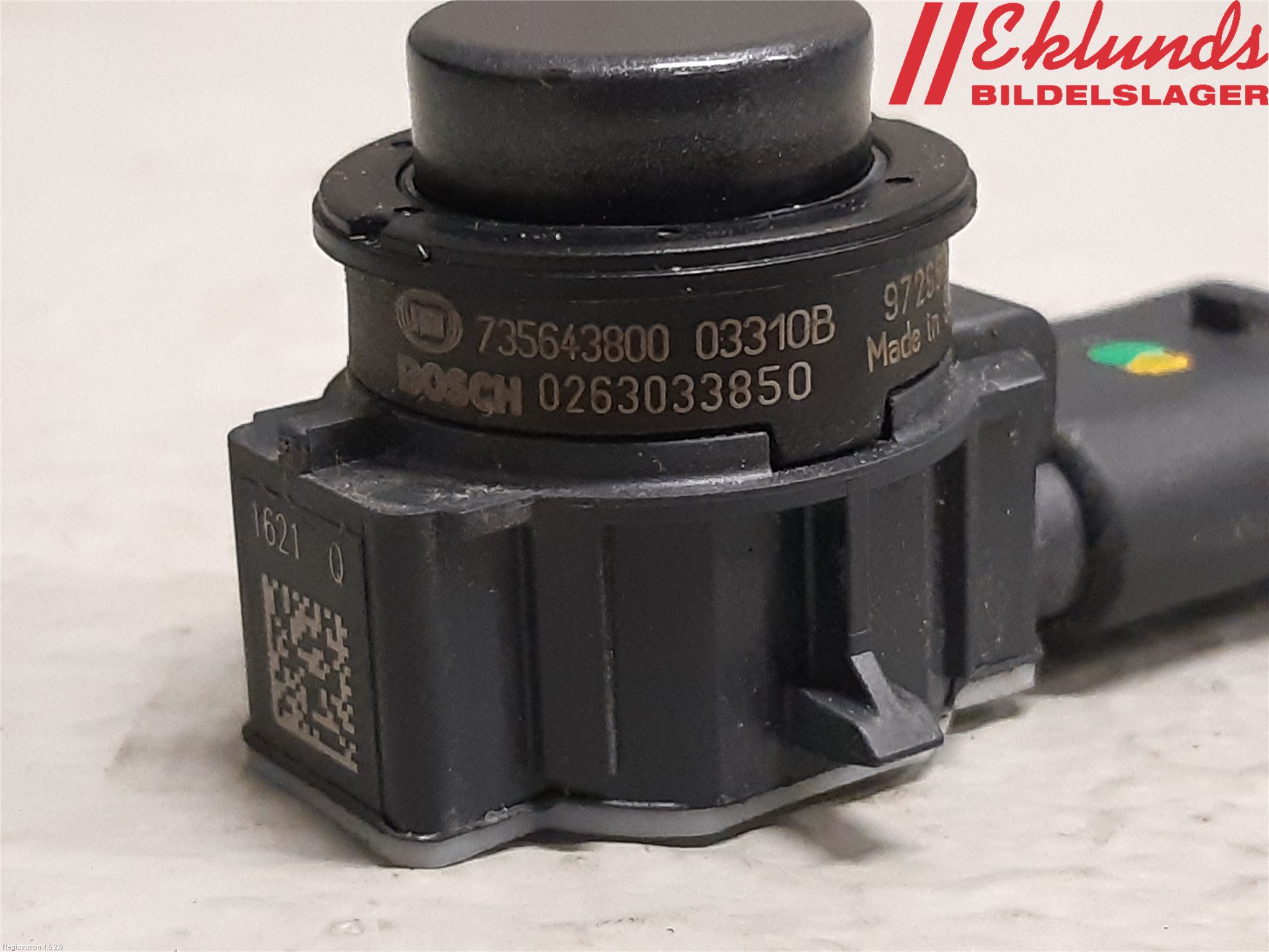 Fiat 500X 15- Parkeringshjälp Frontsensor