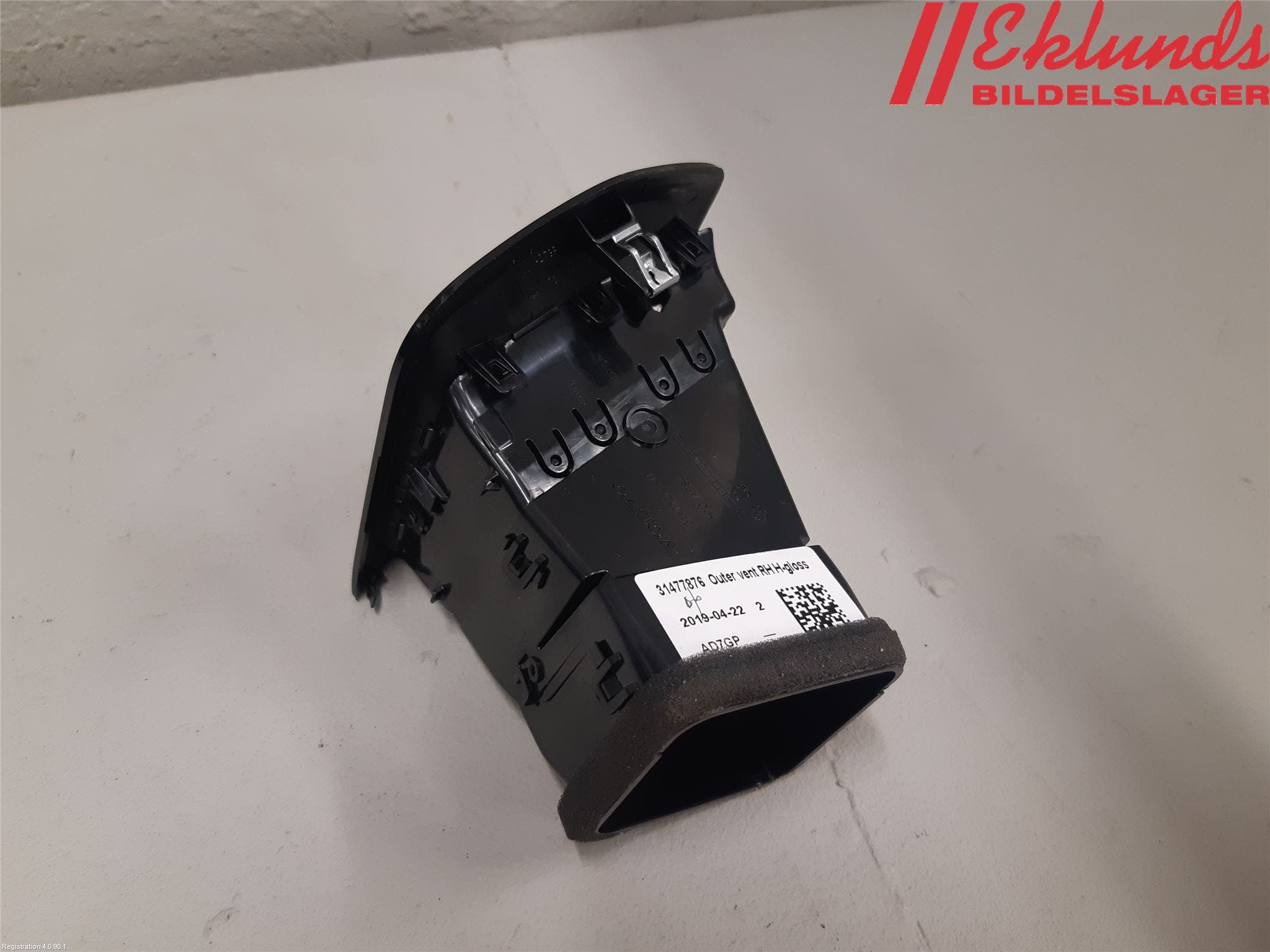 Volvo S60 19- Defrosterkanal-Munstycke