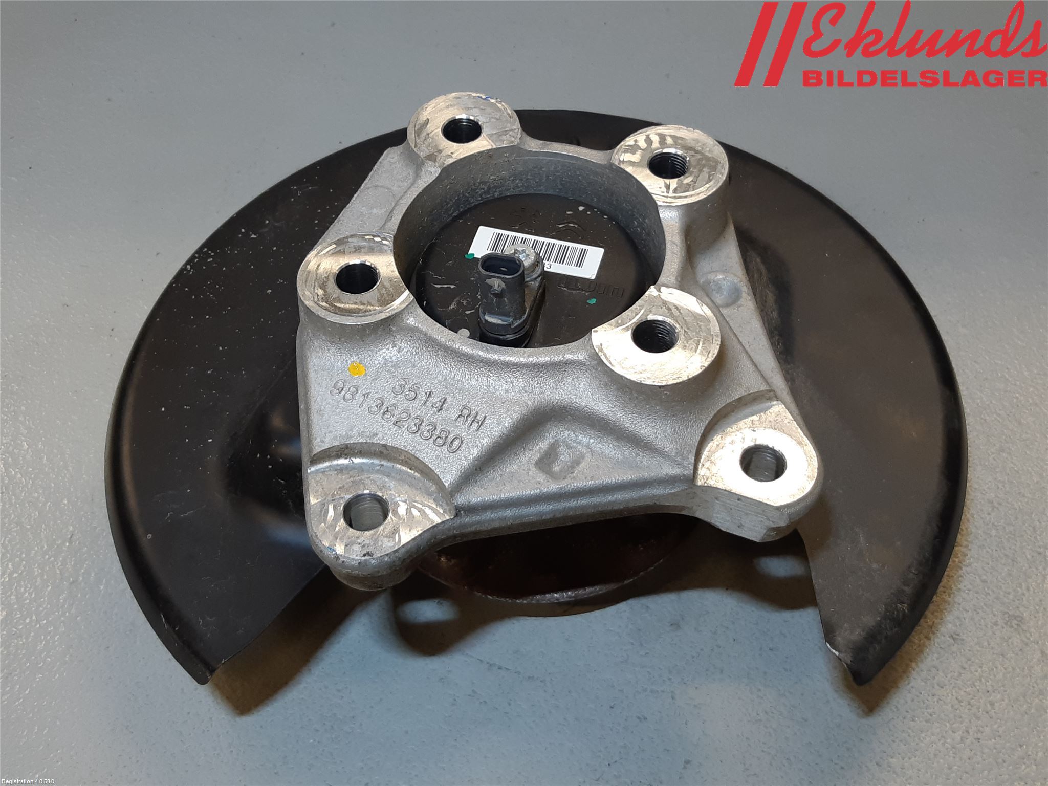 Opel COMBO E 19- Hjullagerhus-Spindel Hö B