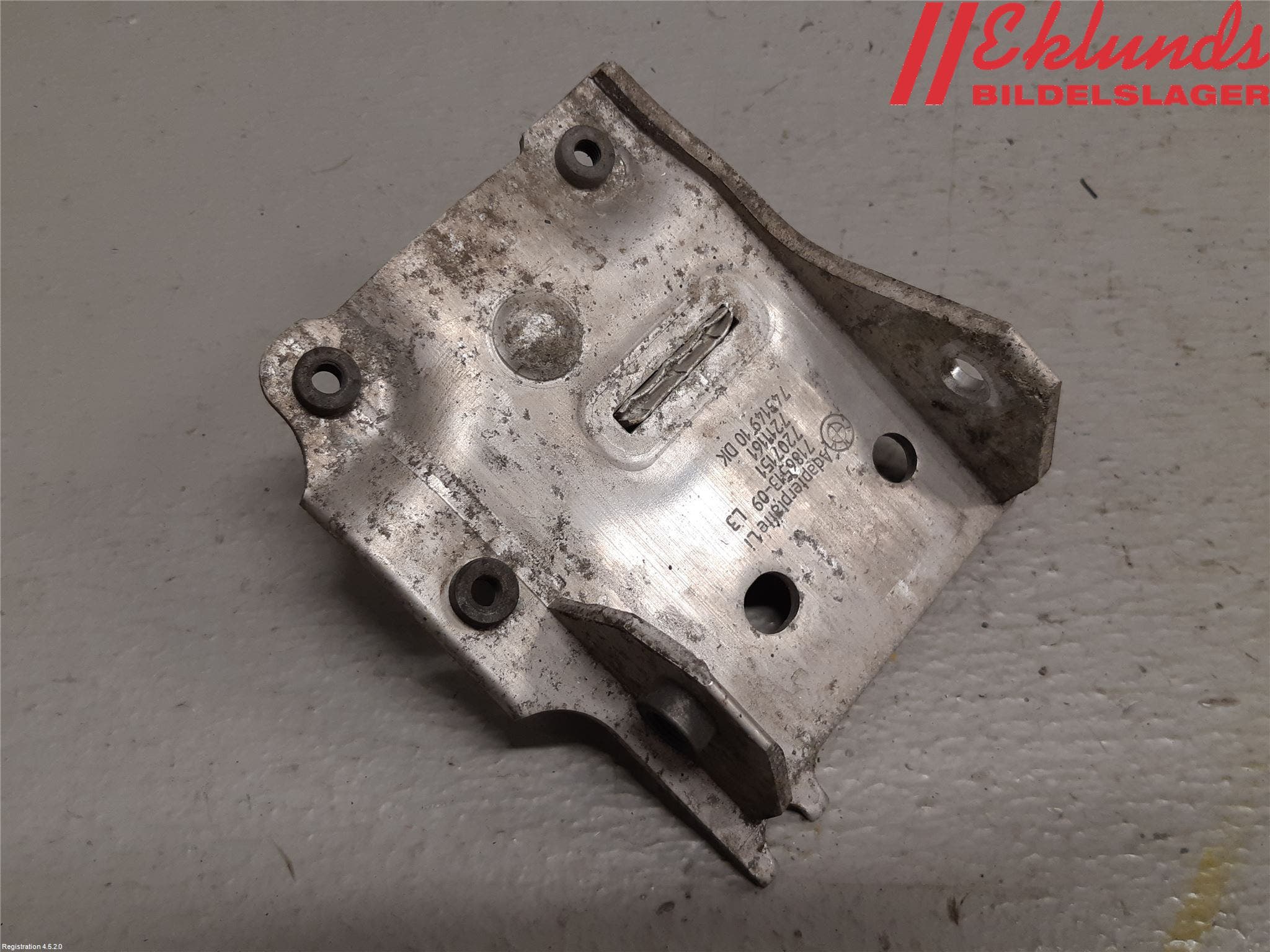 BMW 5 F10/F11/F18 09-17 Frontplåt