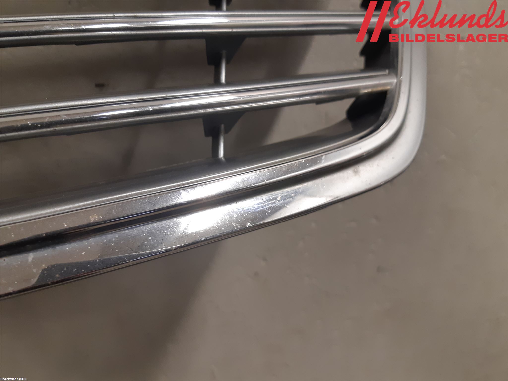 Mercedes-Benz MB C (203) 00-07 Grill Komp