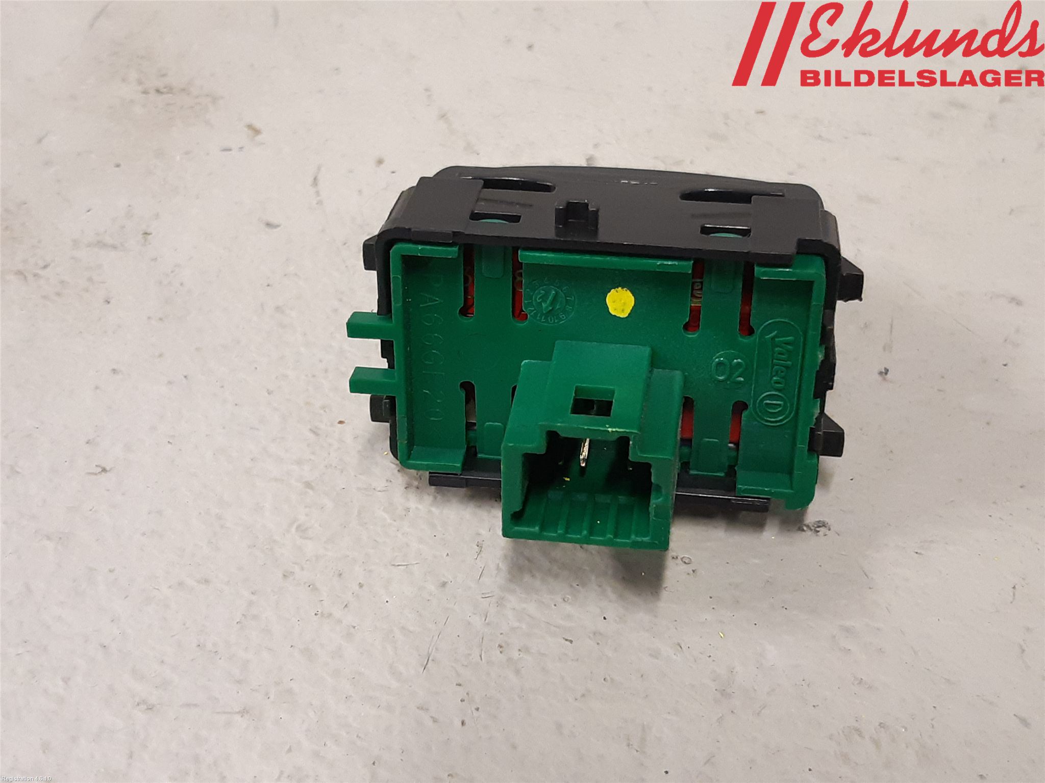 Renault CLIO IV 12-16 Strömställare Övrigt