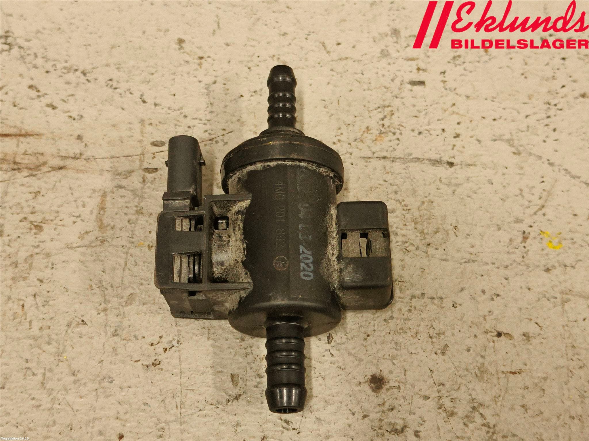 Audi A6 F2/C8 19- Vevhusventilation Slang-Rör