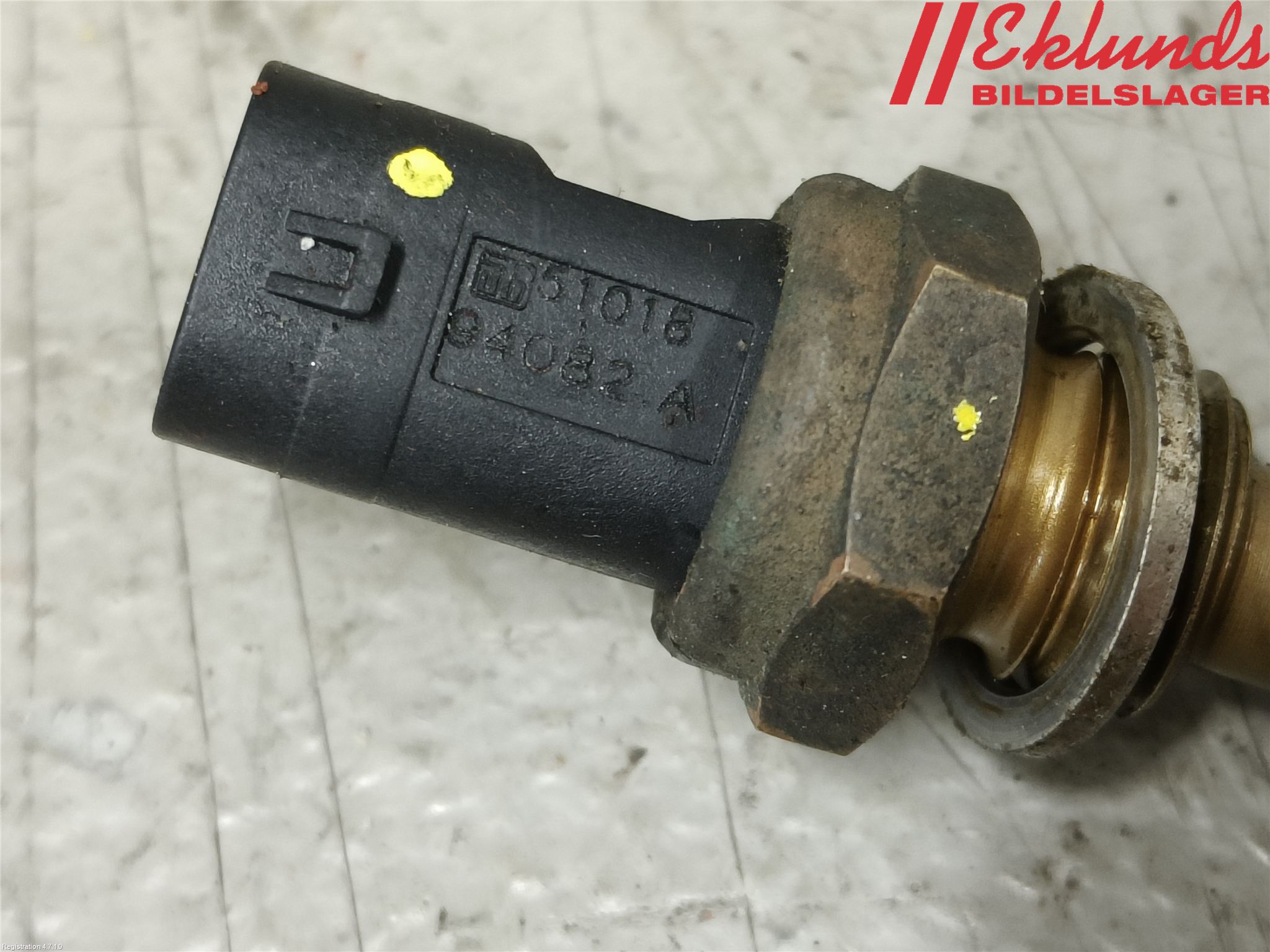 BMW 5 G30/G31/F90 17-23 Givare Temp Vatten