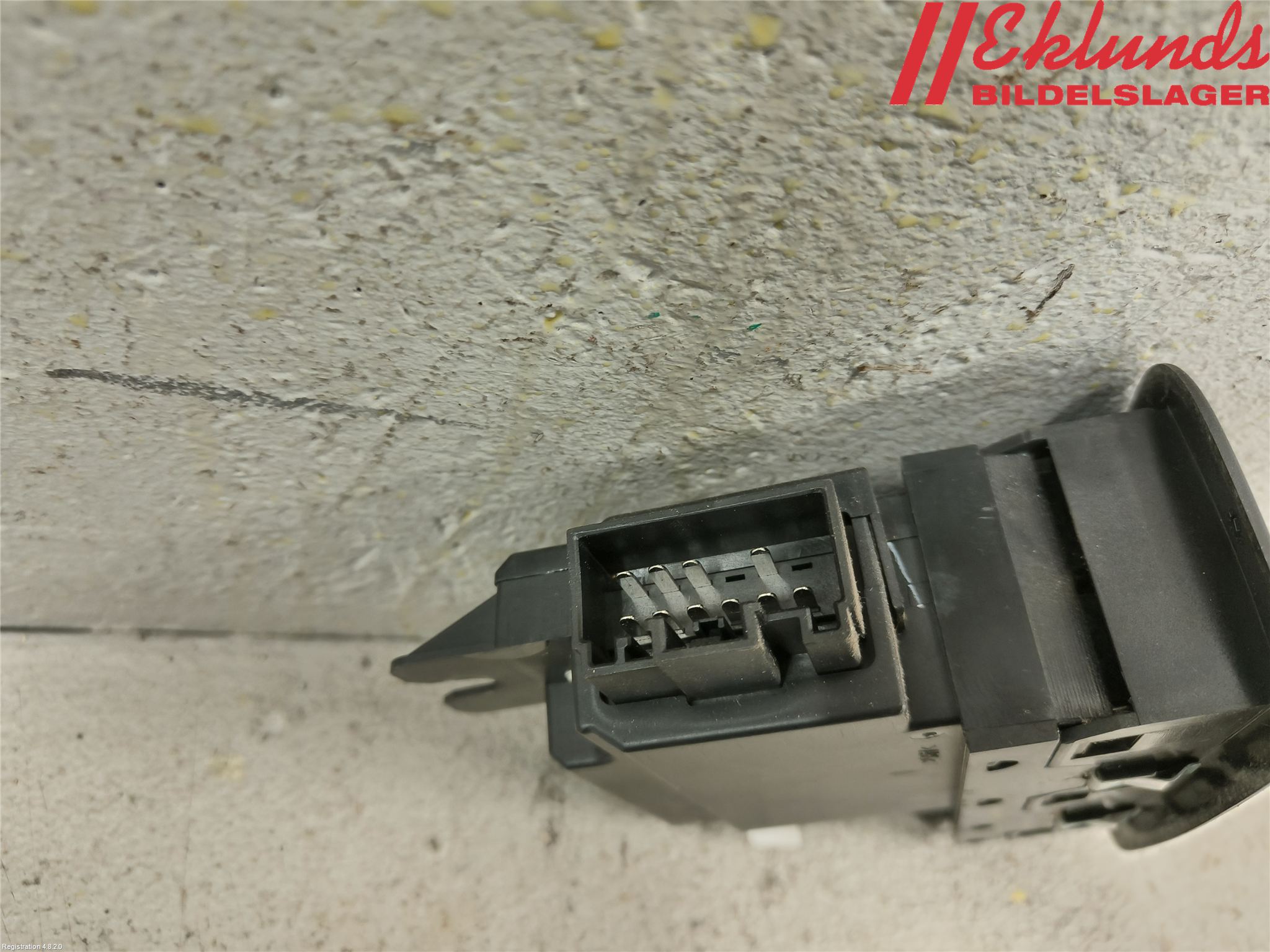 Volvo V70 05-08 Strömställare Elhiss