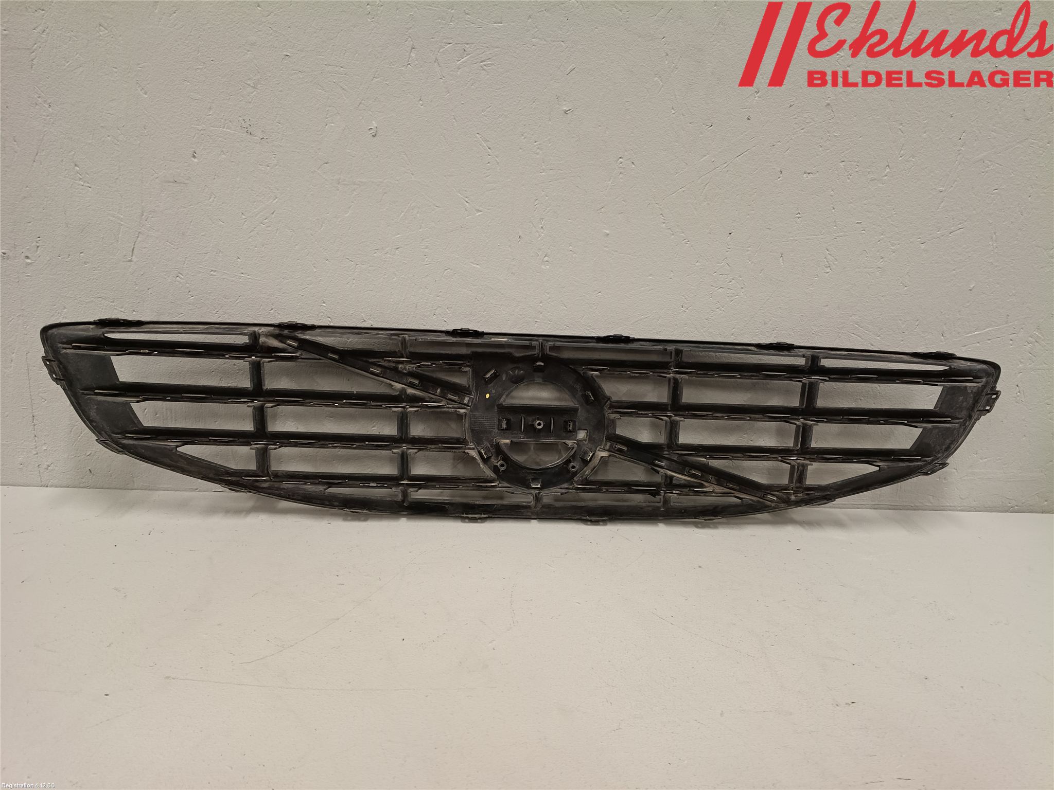 Volvo V60 11-13 Grill Komp