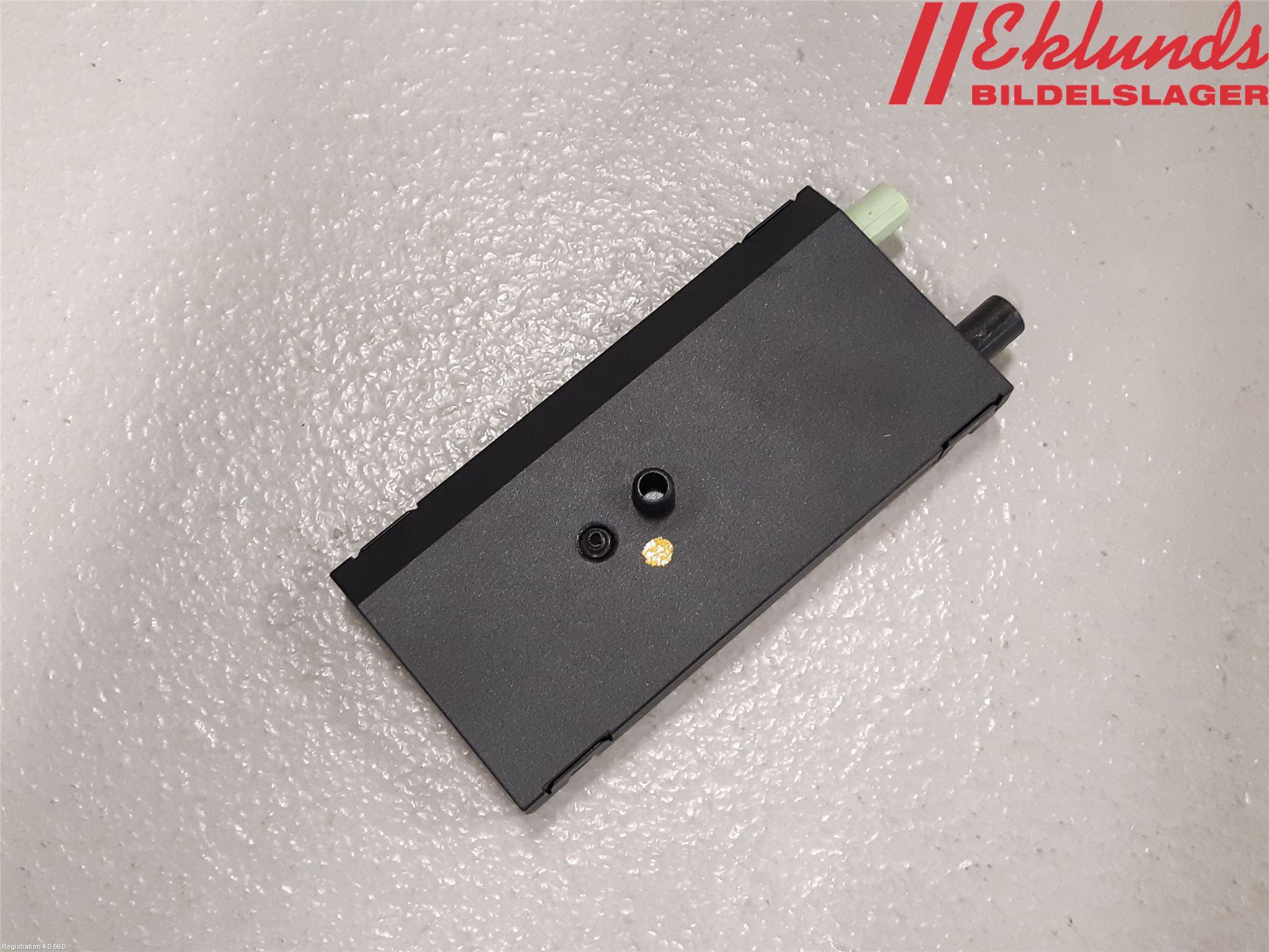 BMW 4 F32/F33/F82/F83 13-20 Antennförstärkare