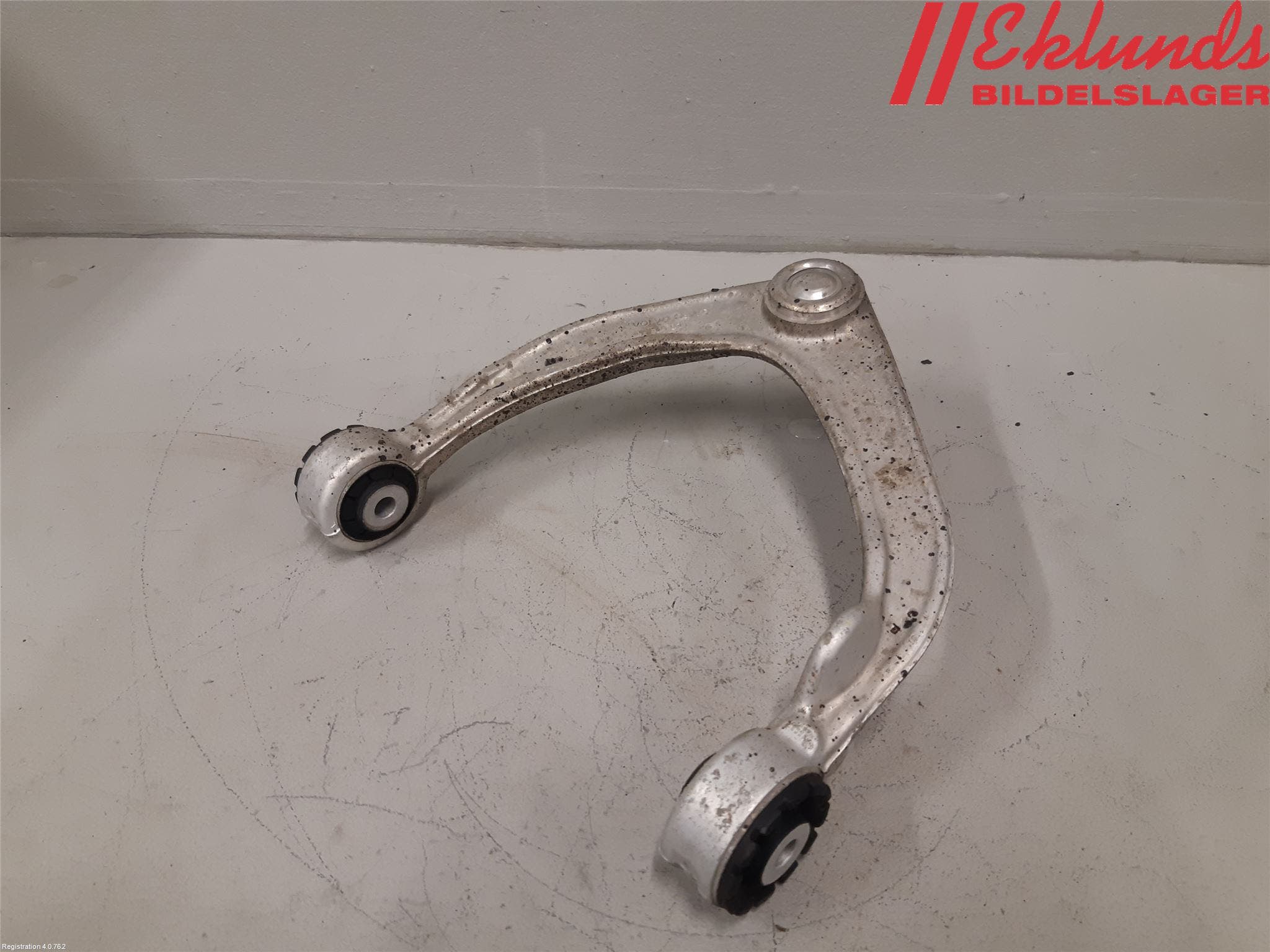 Volvo V90 17->> Bärarm Fram Övre Hö