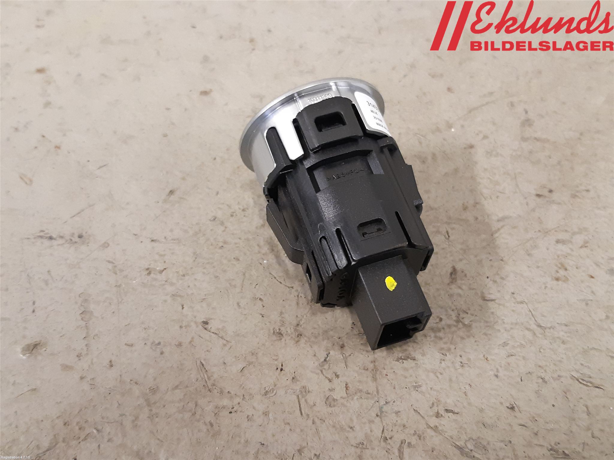 Volvo XC40/RECHARGE 18- Startknapp Personbil