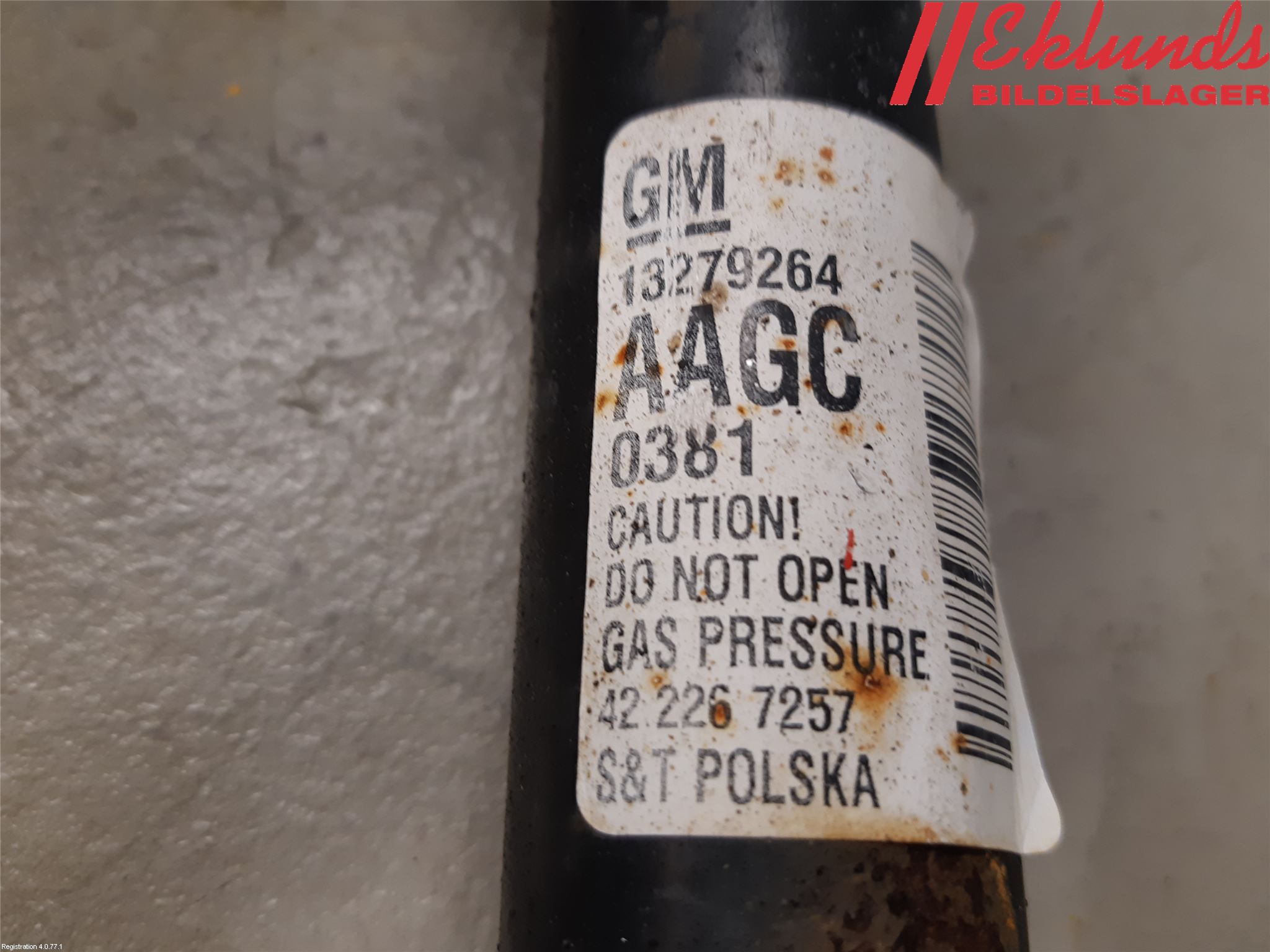 Opel ASTRA J 10-15 Stötdämpare Bak